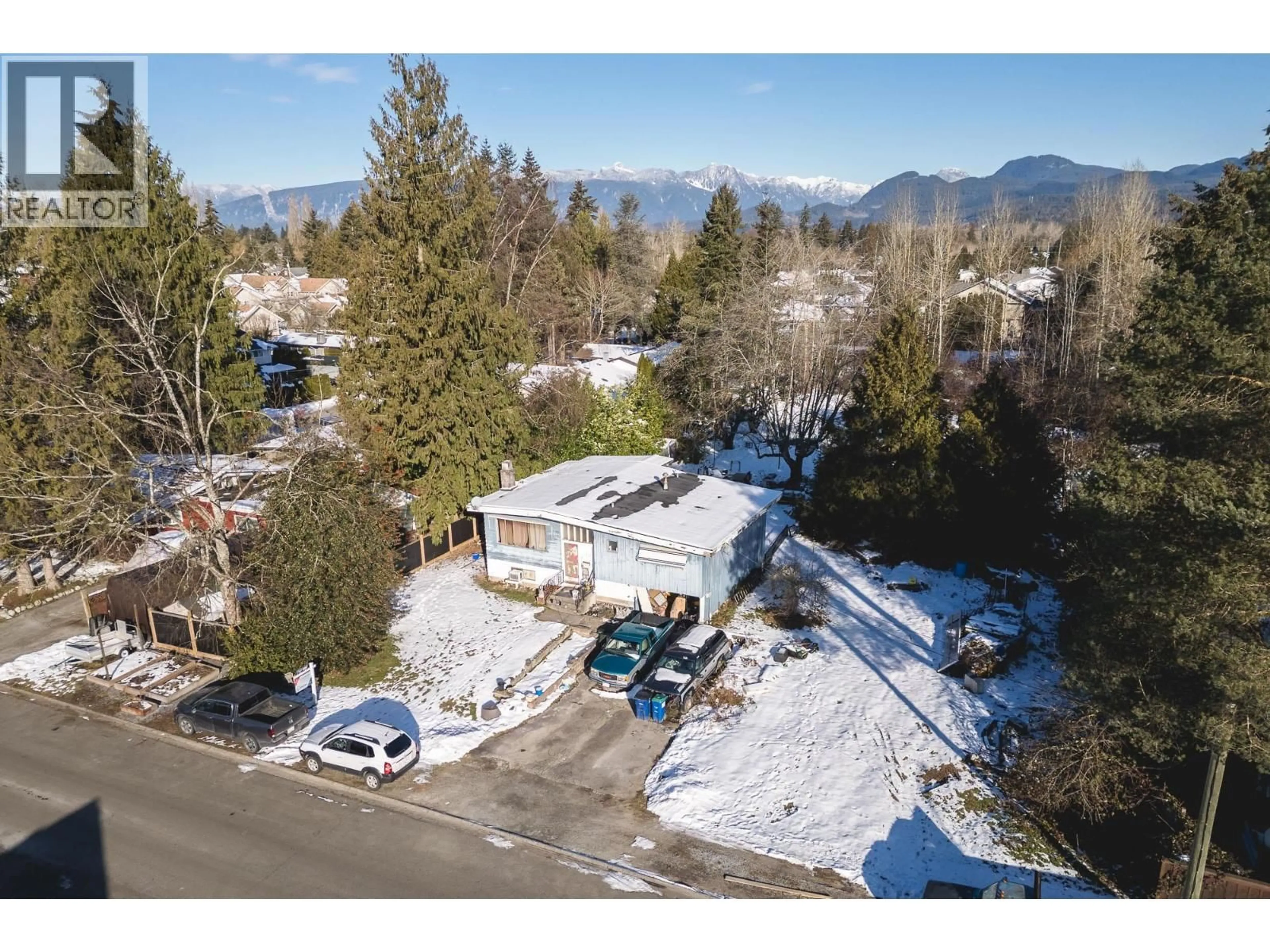 A pic from outside/outdoor area/front of a property/back of a property/a pic from drone, mountain view for 23311 118 AVENUE, Maple Ridge British Columbia V2X2N3