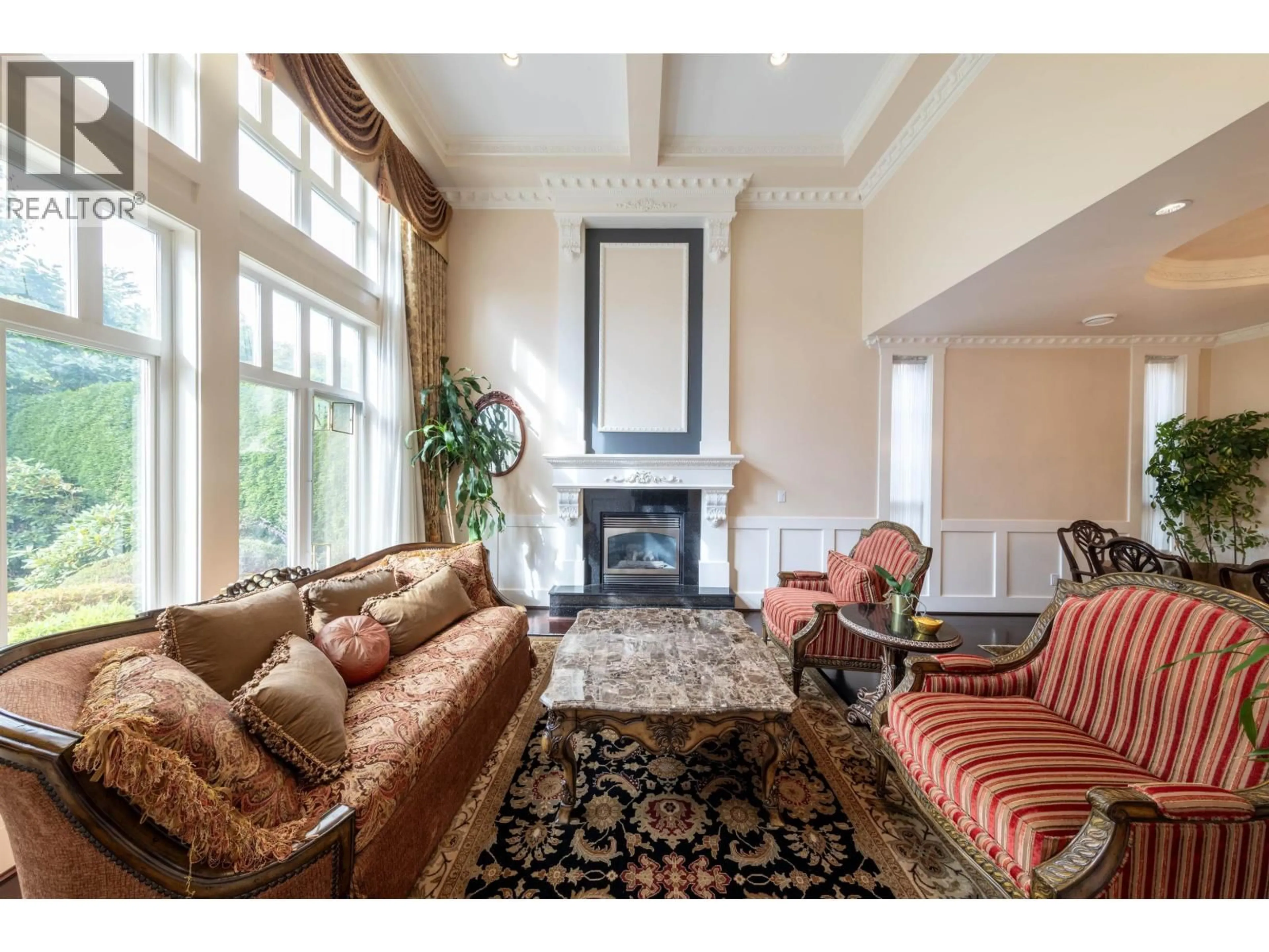 Living room with furniture, carpet floor for 7791 SUNNYMEDE CRESCENT, Richmond British Columbia V6Y1H3