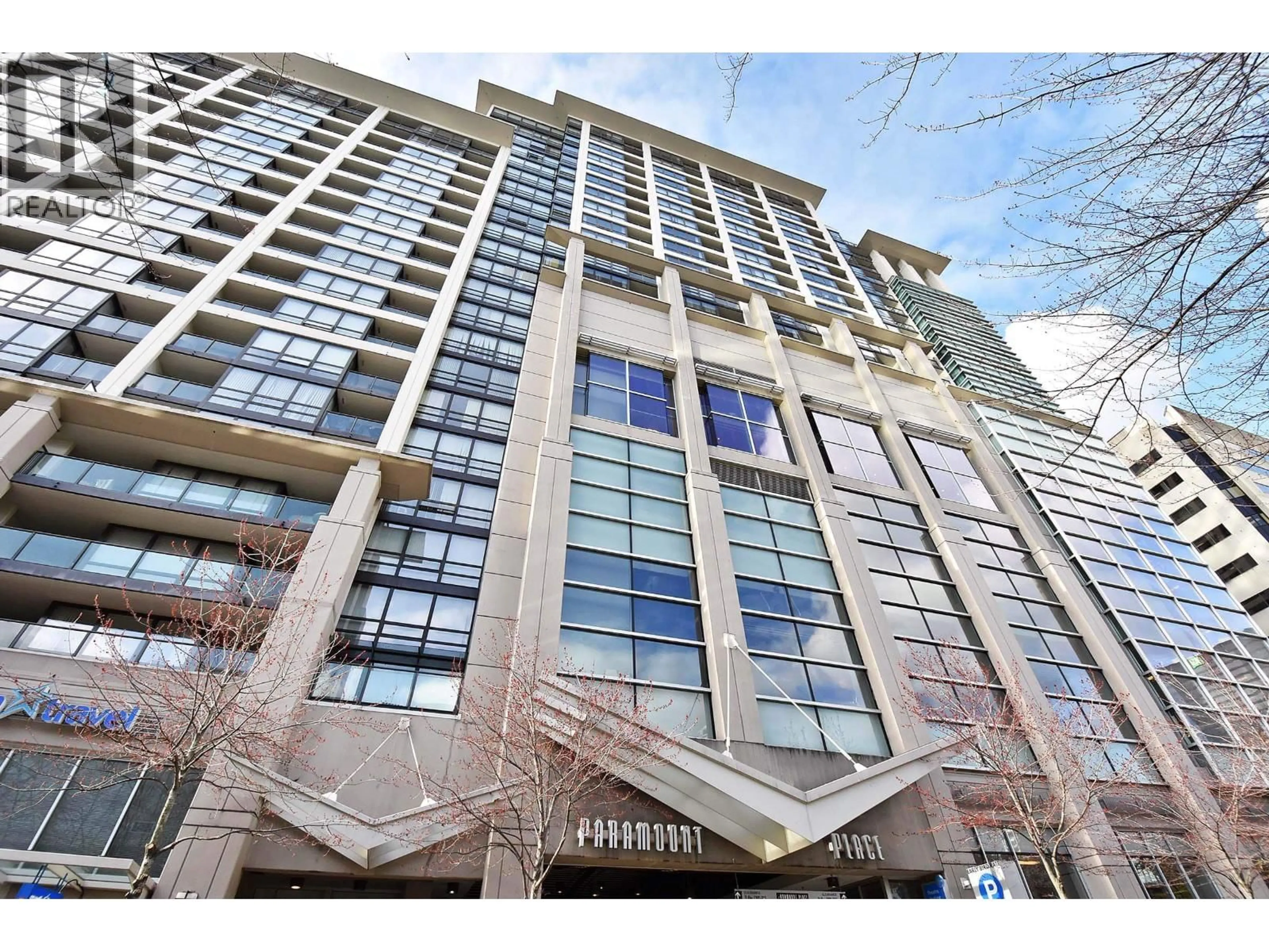 Indoor foyer for 303 - 933 HORNBY STREET, Vancouver British Columbia V6Z3G4