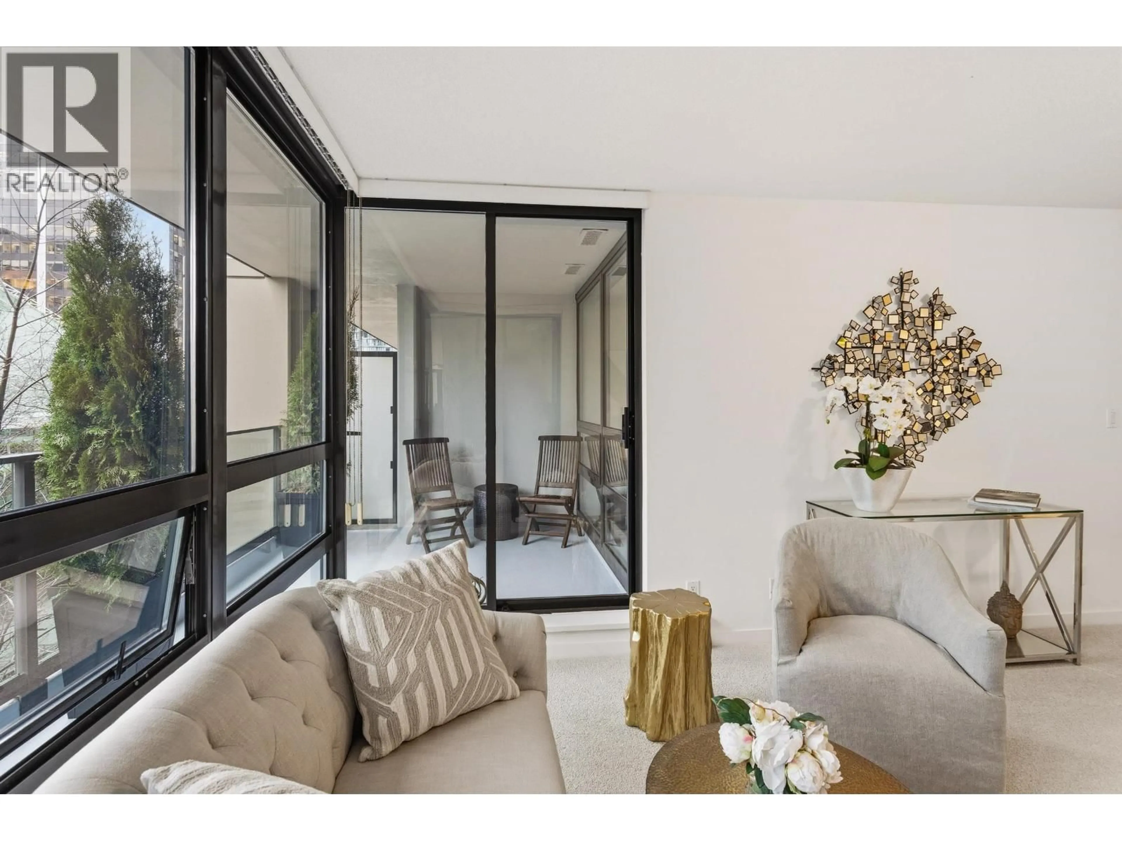 Unknown for 303 - 933 HORNBY STREET, Vancouver British Columbia V6Z3G4