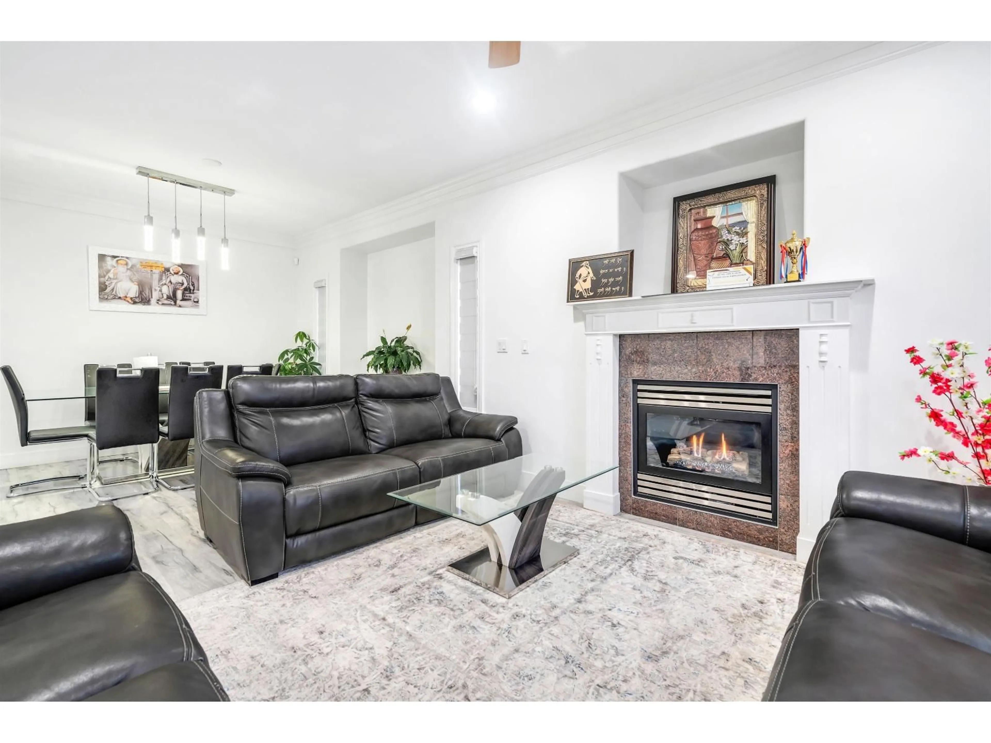 Living room with furniture, unknown for 15089 66A AVENUE, Surrey British Columbia V3S2A4