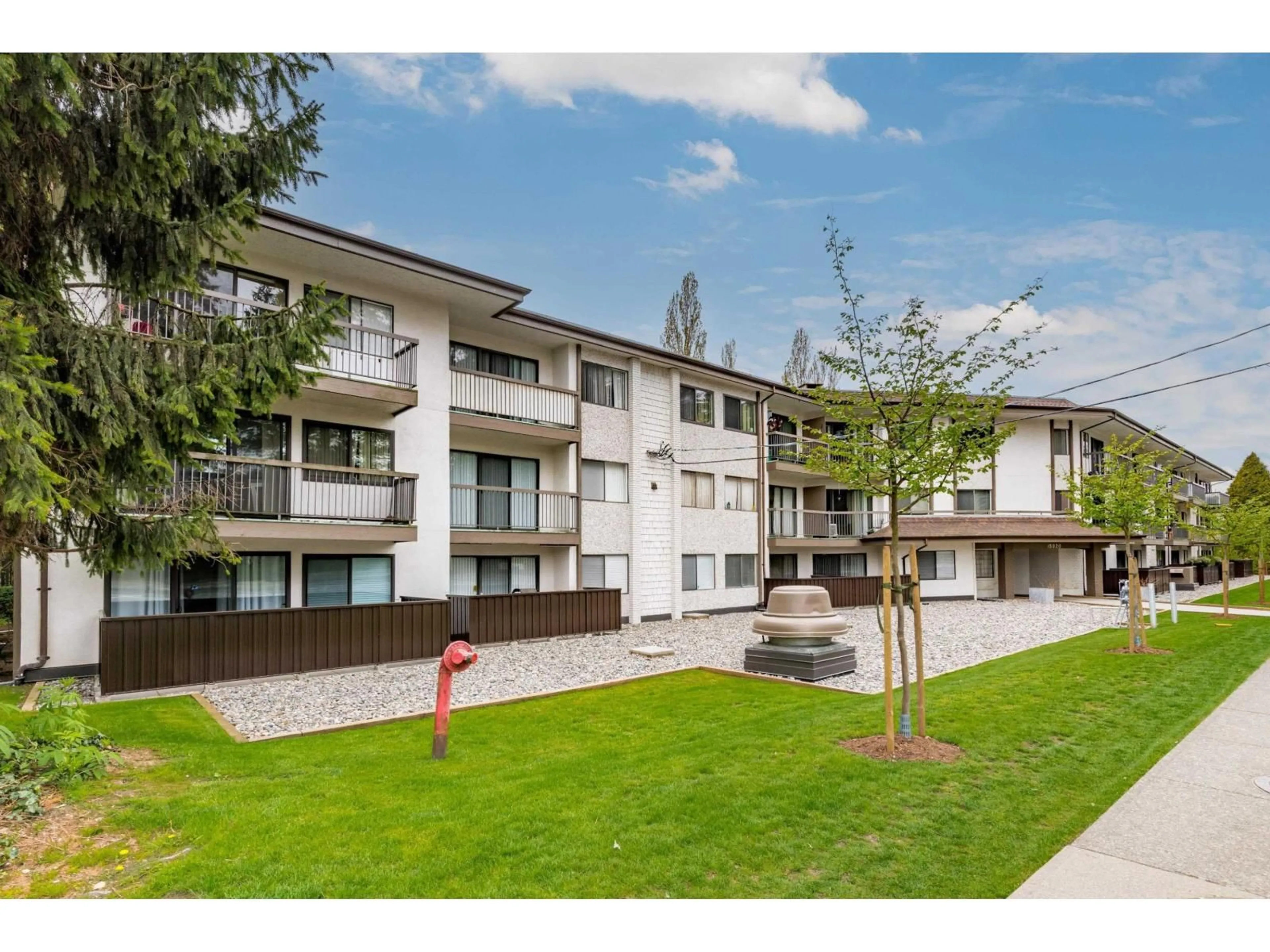 Unknown for 218 - 15020 NORTH BLUFF ROAD, White Rock British Columbia V4B5A4