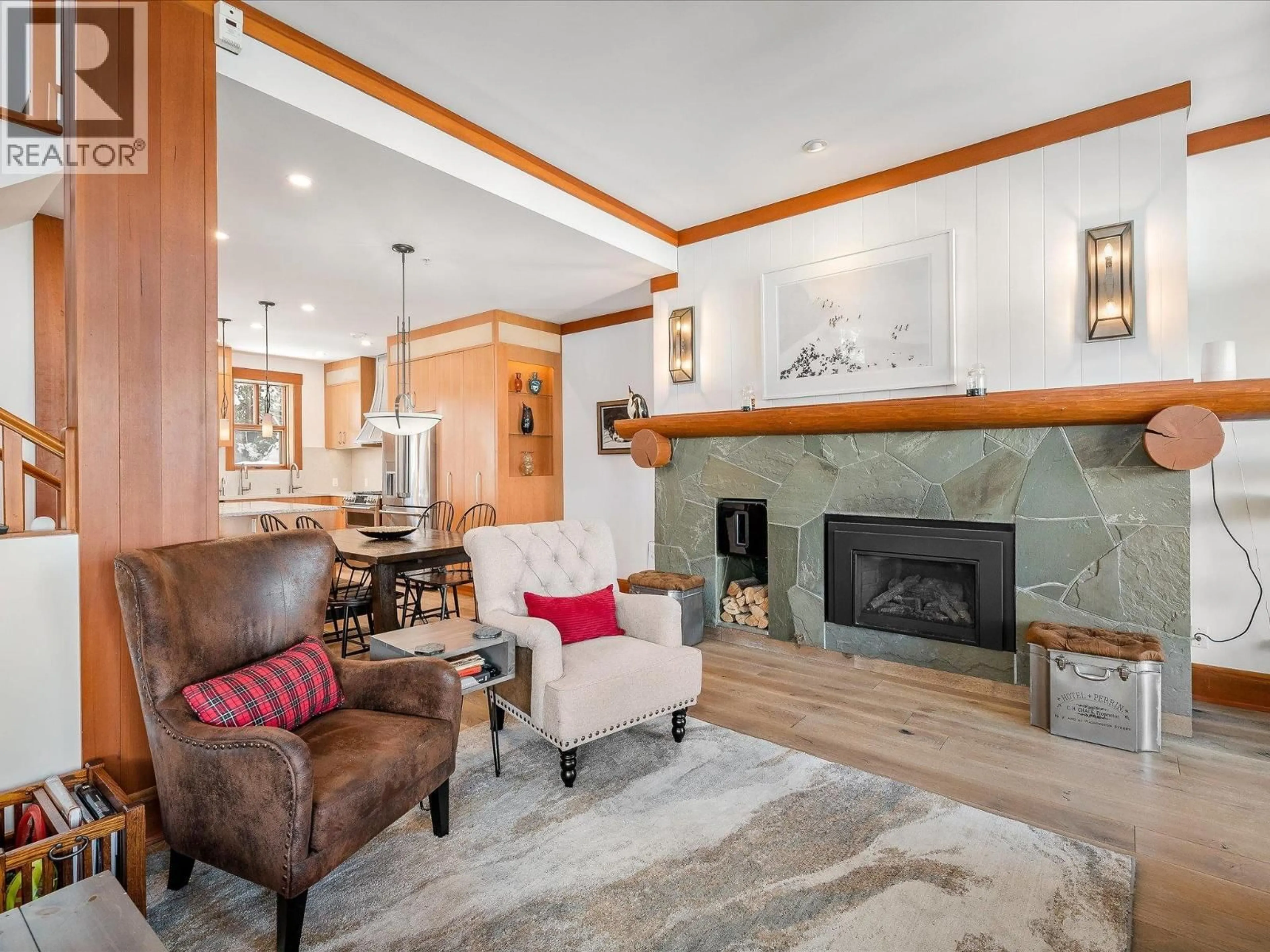 Living room with furniture, unknown for 23 - 2324 TALUSWOOD PLACE, Whistler British Columbia V8E0R1