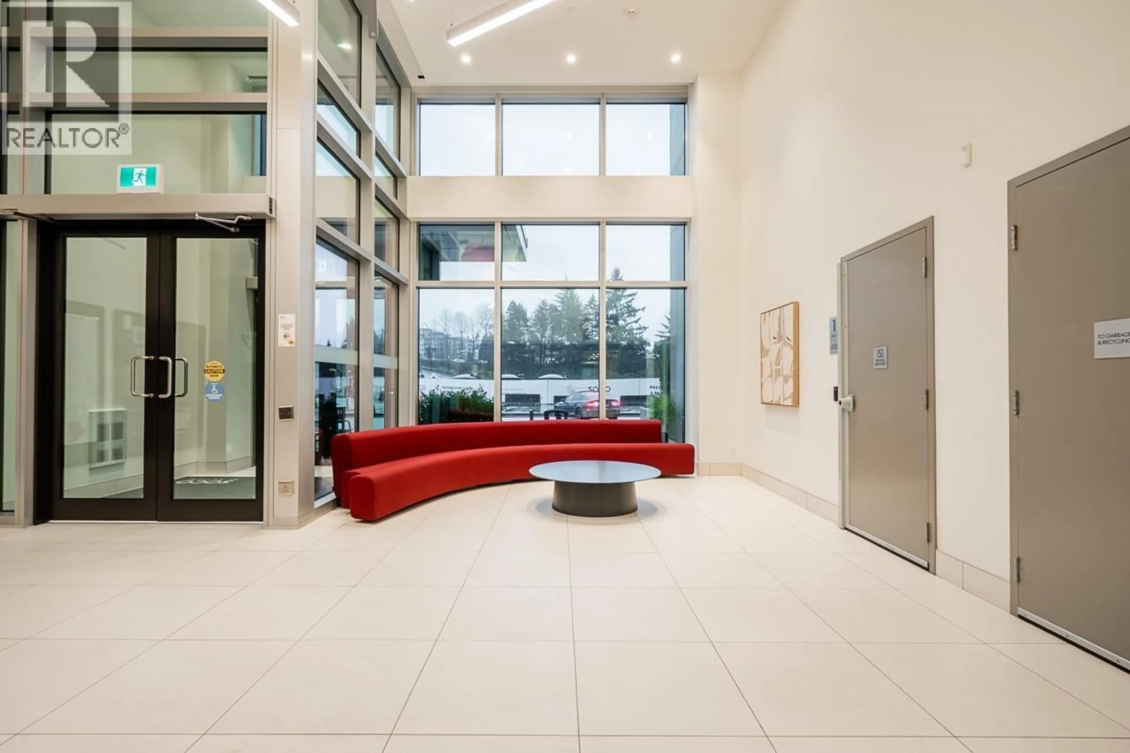 Lobby for 910 - 318 ALDERSON AVENUE, Coquitlam British Columbia V3K0J1