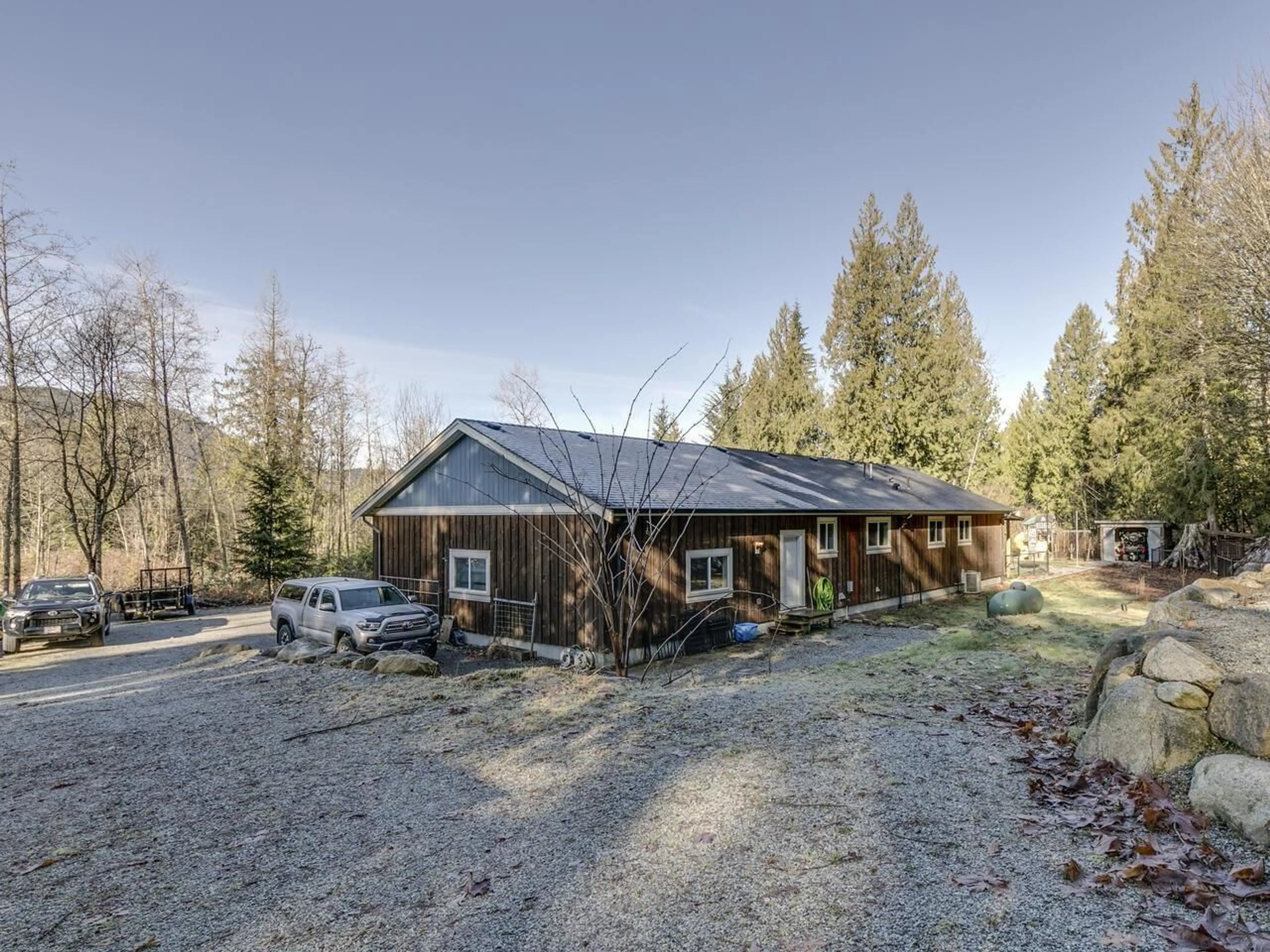 A pic from outside/outdoor area/front of a property/back of a property/a pic from drone, unknown for 36478 CASCADE RIDGE DRIVE, Mission British Columbia V2V7G9