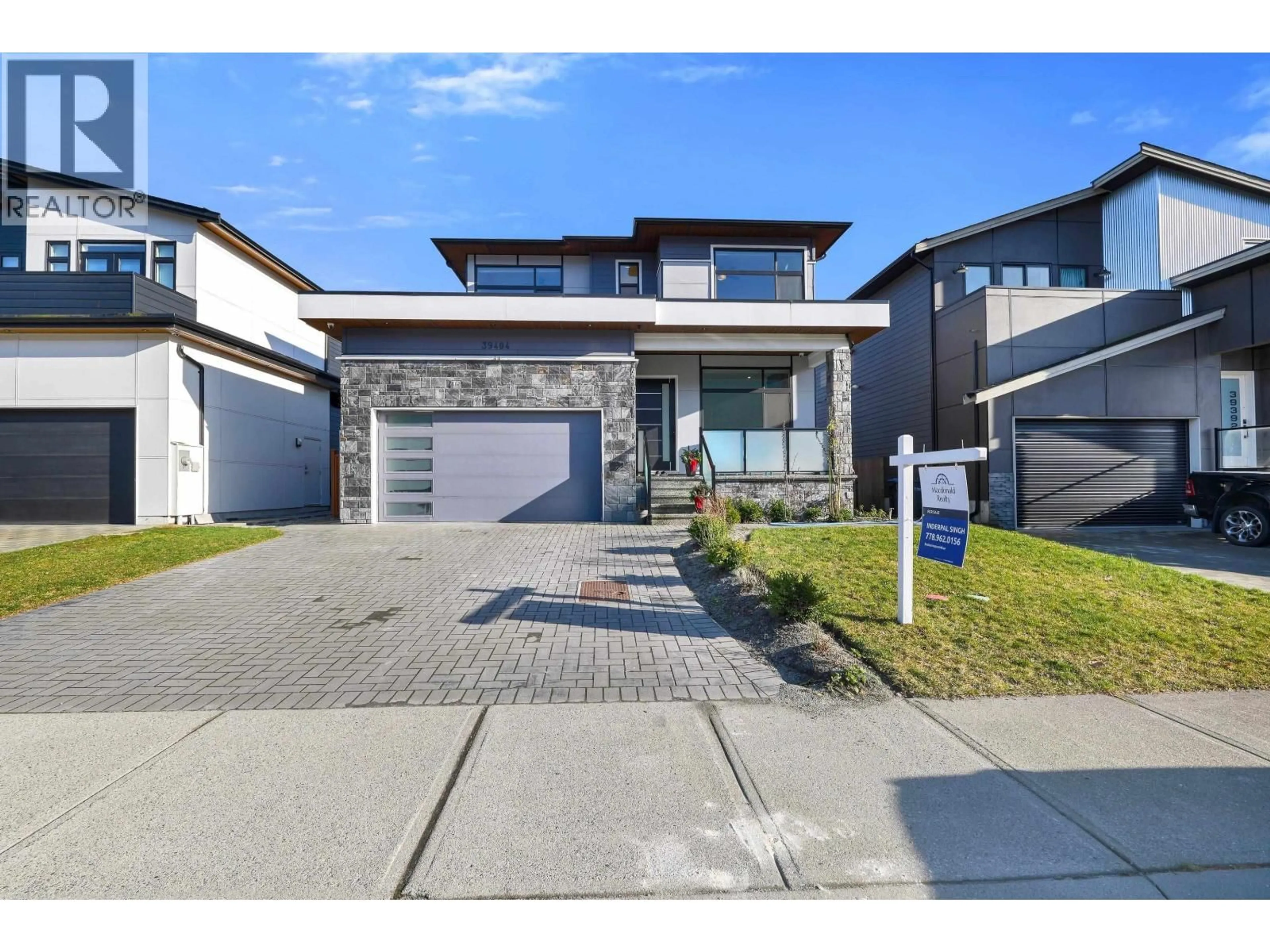 Home with brick exterior material, street for 39404 CARDINAL DRIVE, Squamish British Columbia V8B1A6