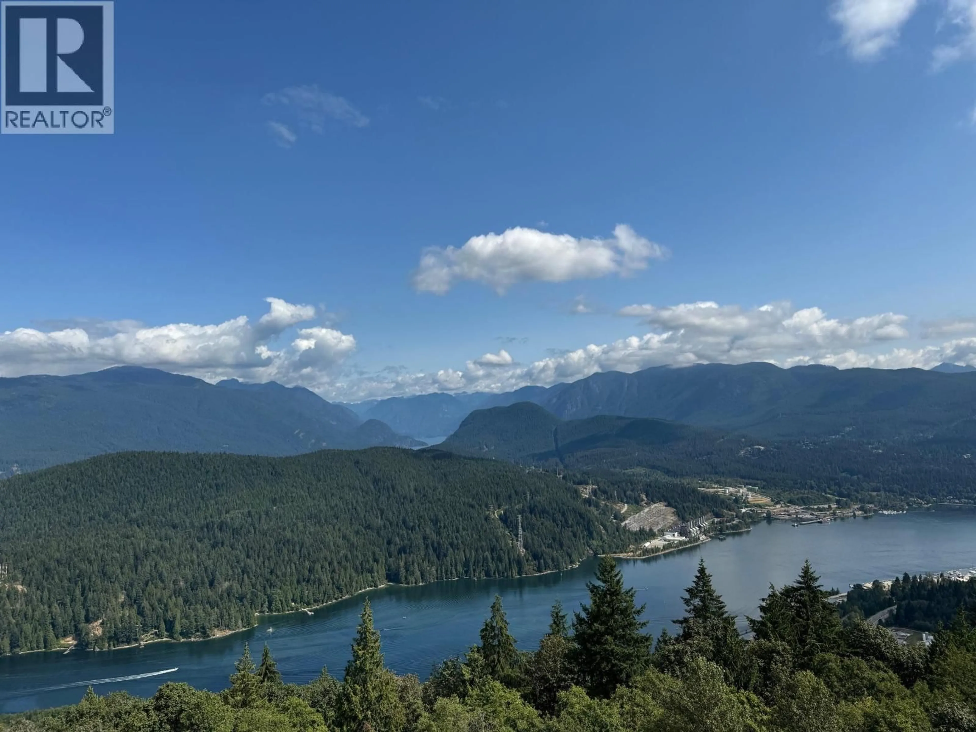 Blurry image for 1702 - 9060 UNIVERSITY CRESCENT, Burnaby British Columbia V5A0E1