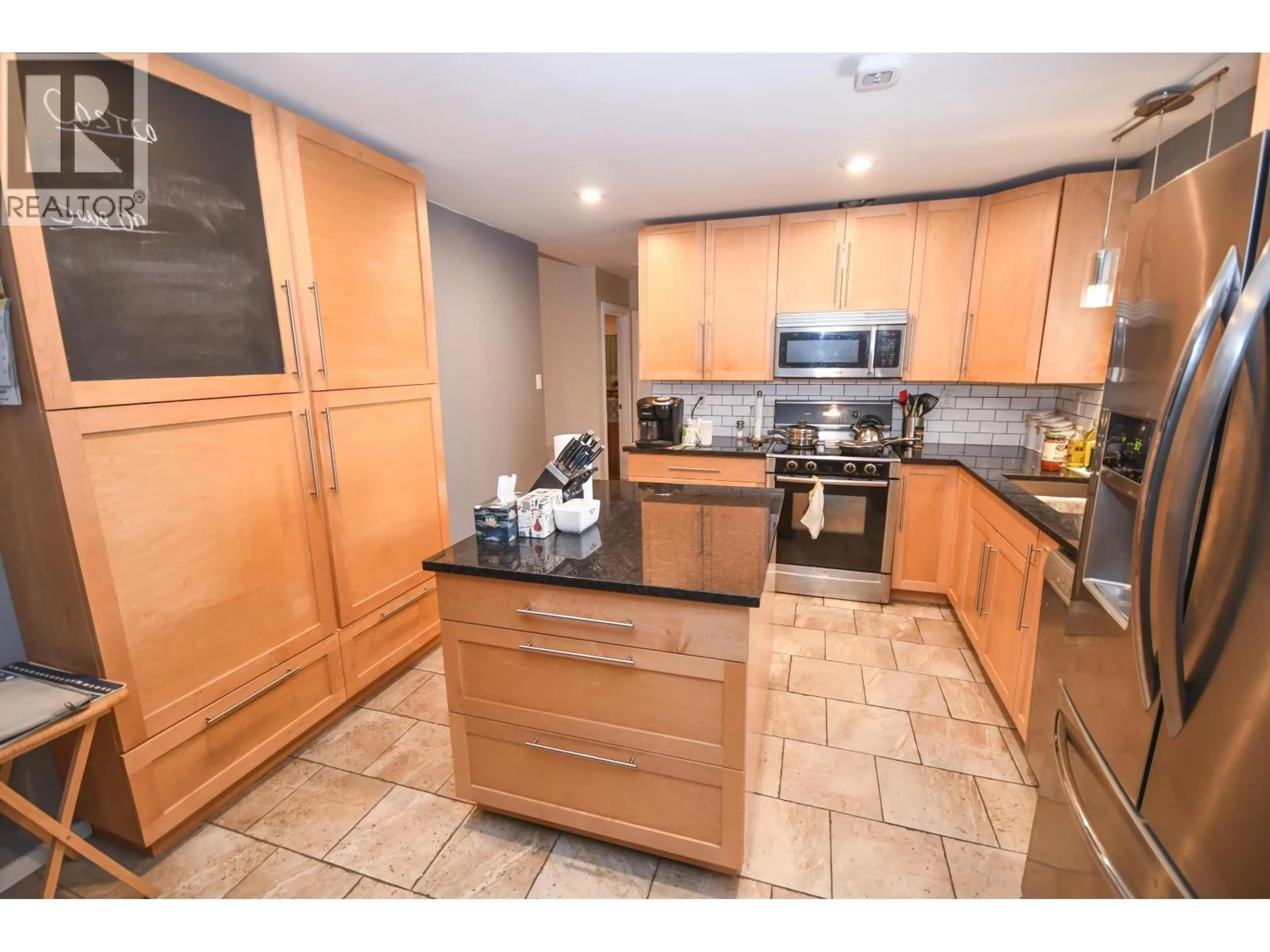 Standard kitchen, unknown for 110 MOFFAT STREET, Prince George British Columbia V2M3L3