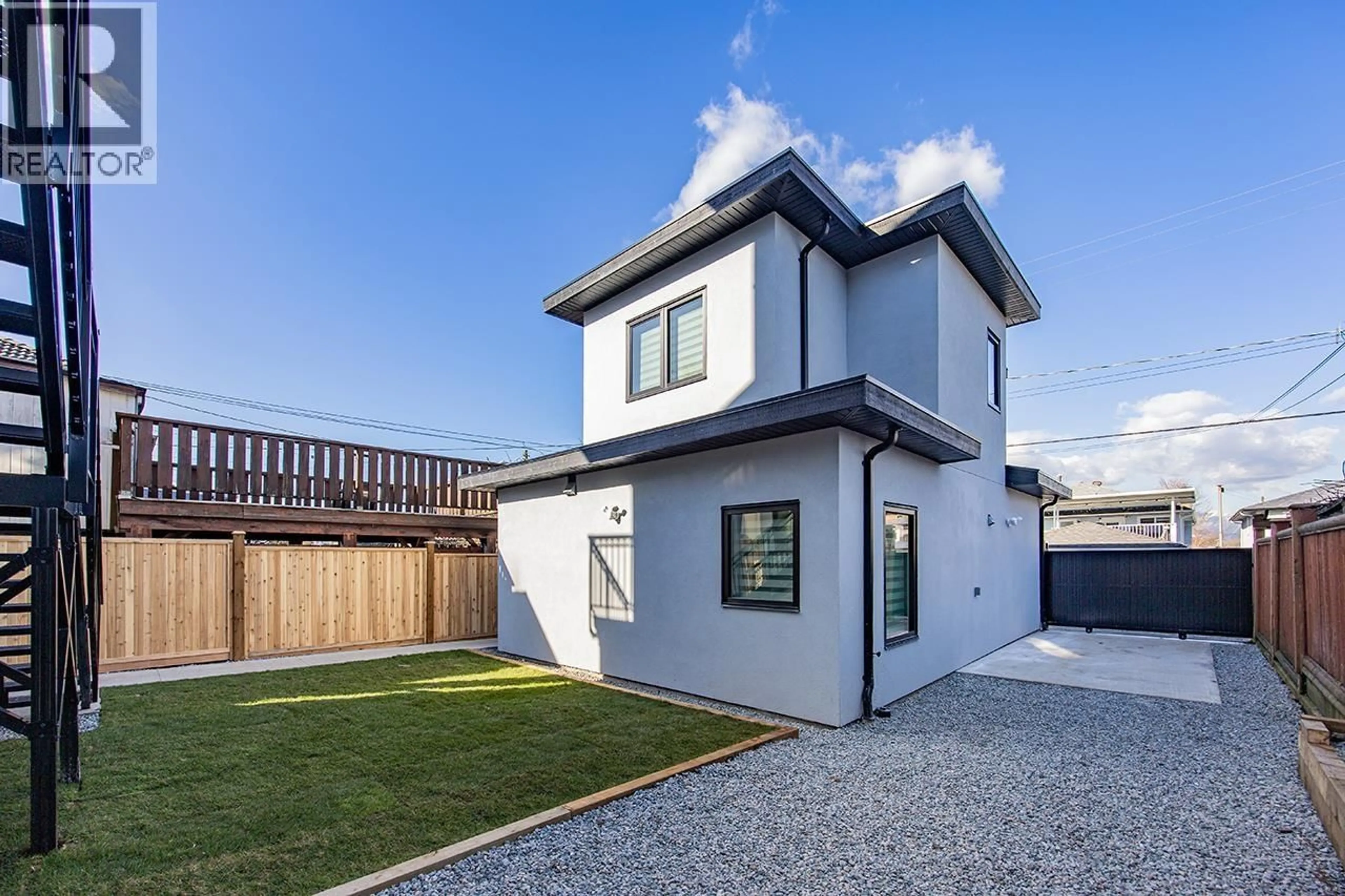 Unknown for 3015 19TH AVENUE, Vancouver British Columbia V5M2S8