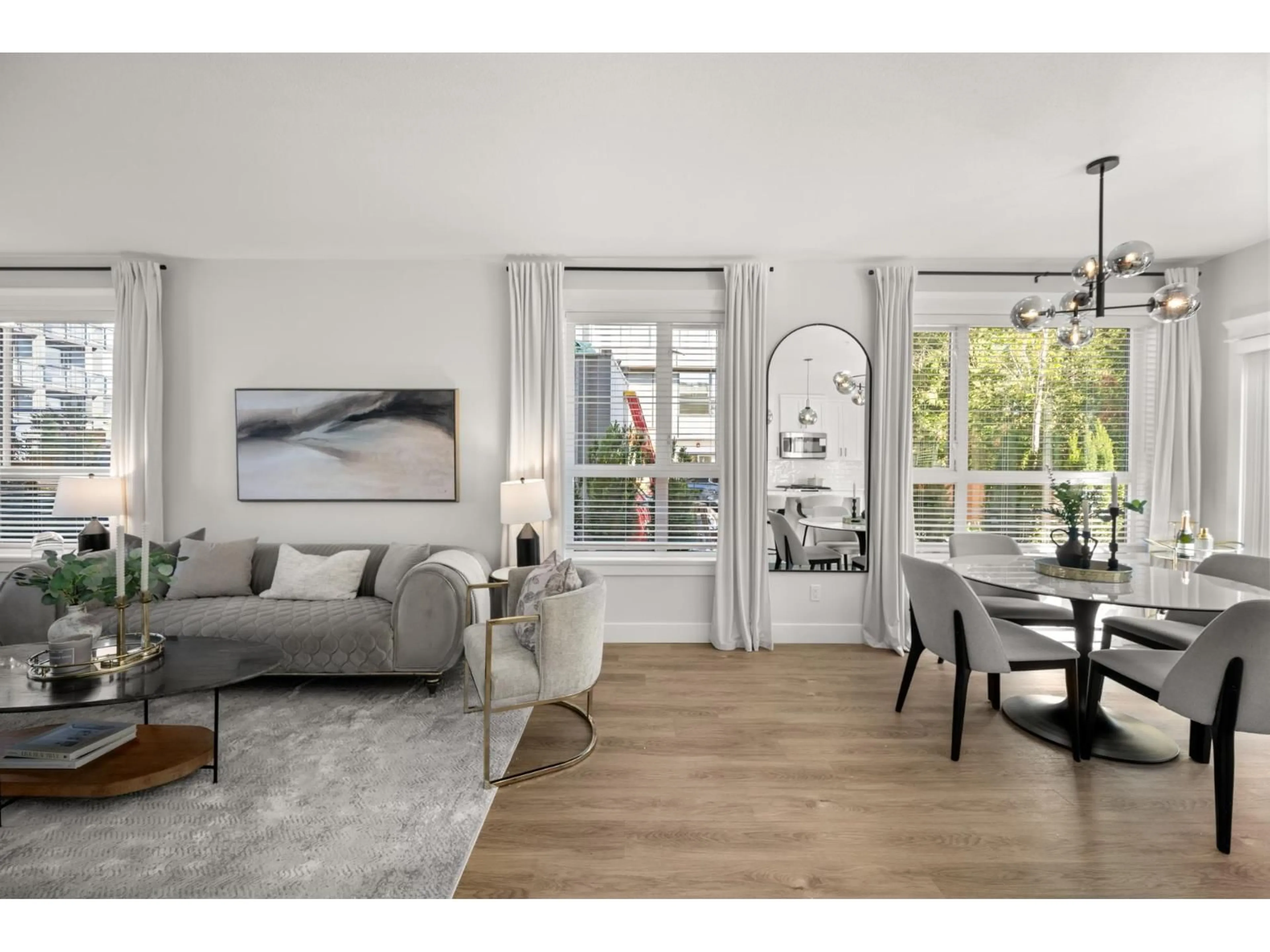 Living room with furniture, unknown for 4 - 20926 83 AVENUE AVENUE, Langley British Columbia V2Y3Y9