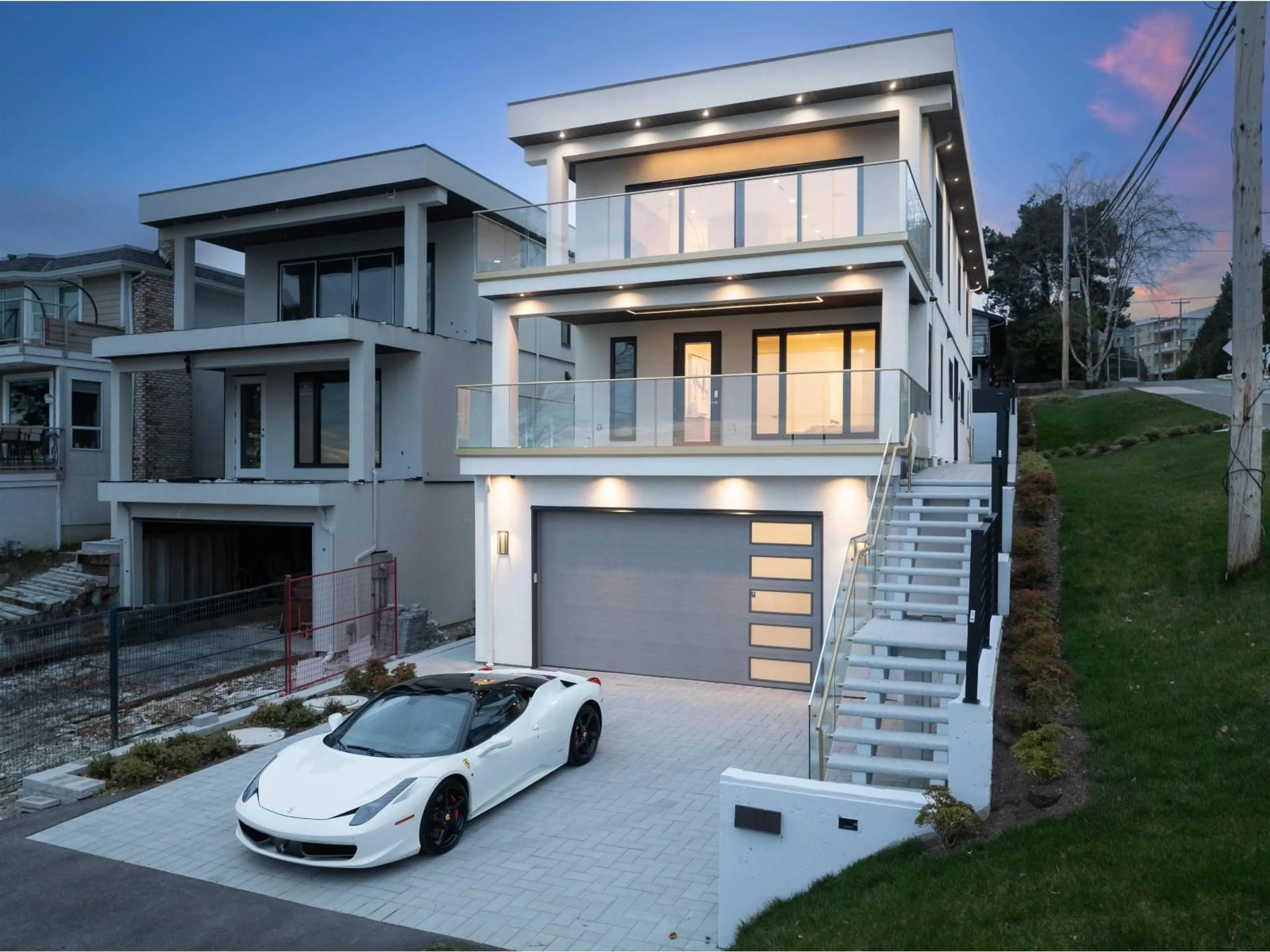 Unknown for 14799 OXENHAM AVENUE, White Rock British Columbia V4B2H8