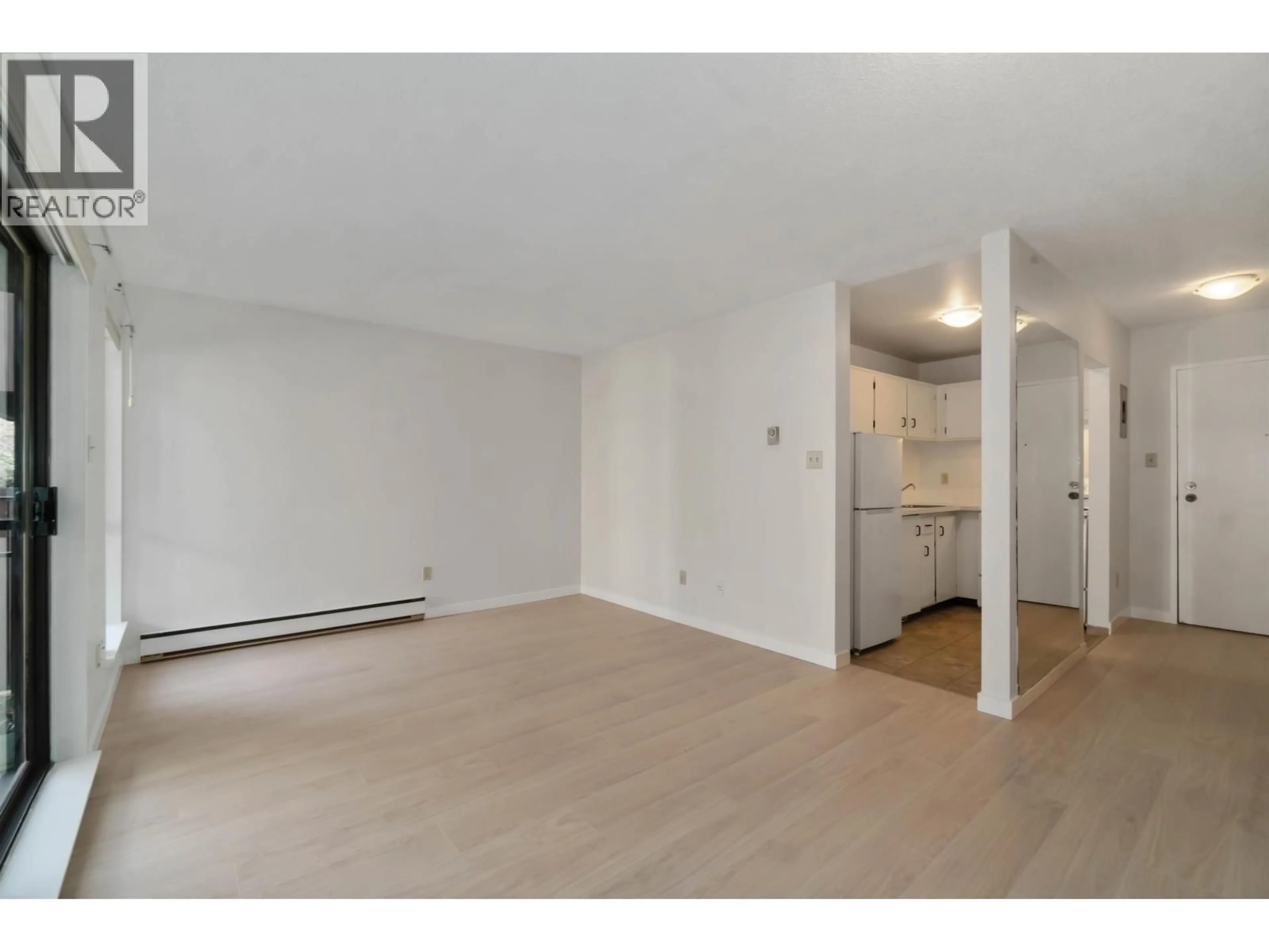 A pic of a room for 207 - 2920 ASH STREET, Vancouver British Columbia V5Z4A6
