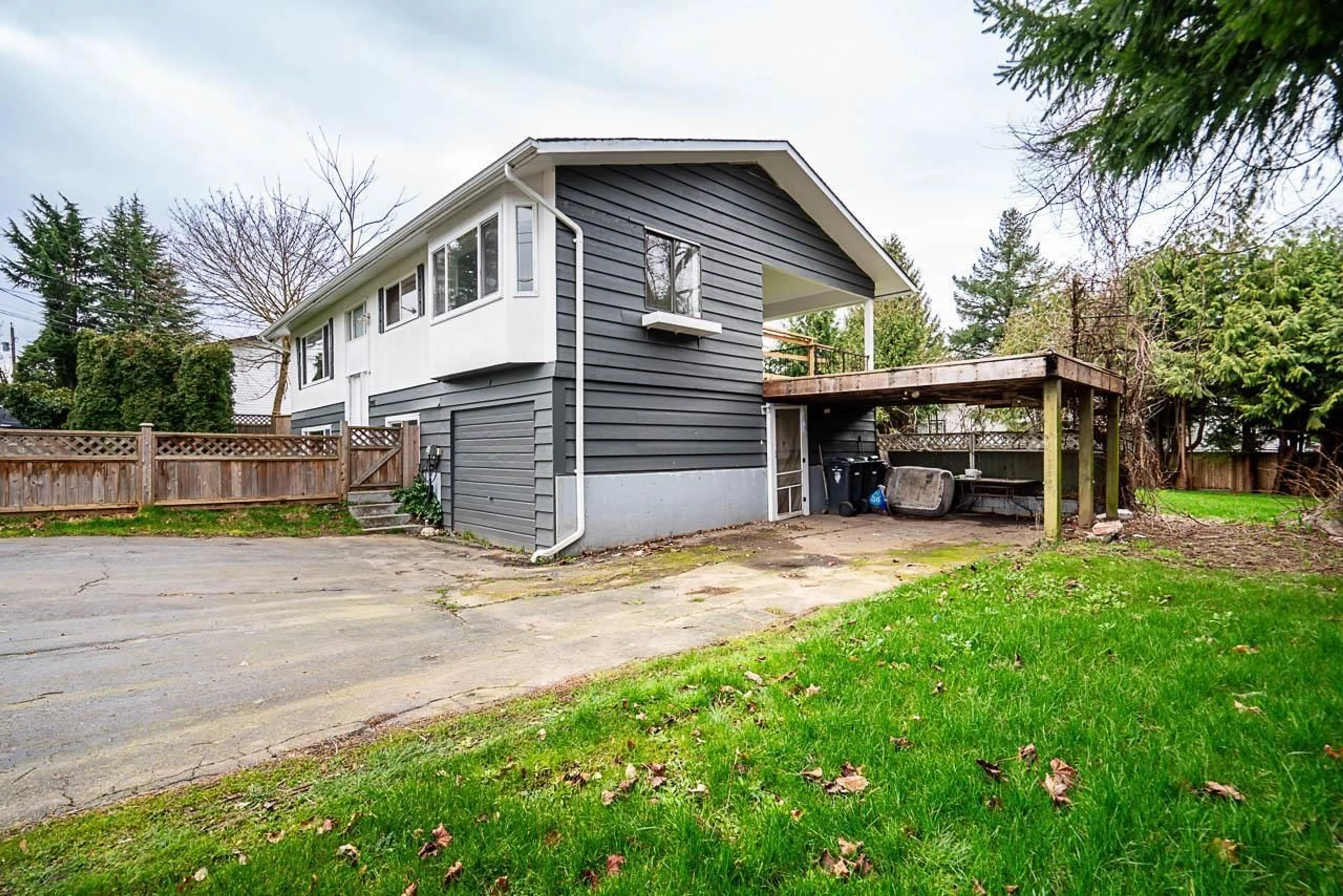 Home with vinyl exterior material, street for 2995 268A STREET, Langley British Columbia V4W3B9