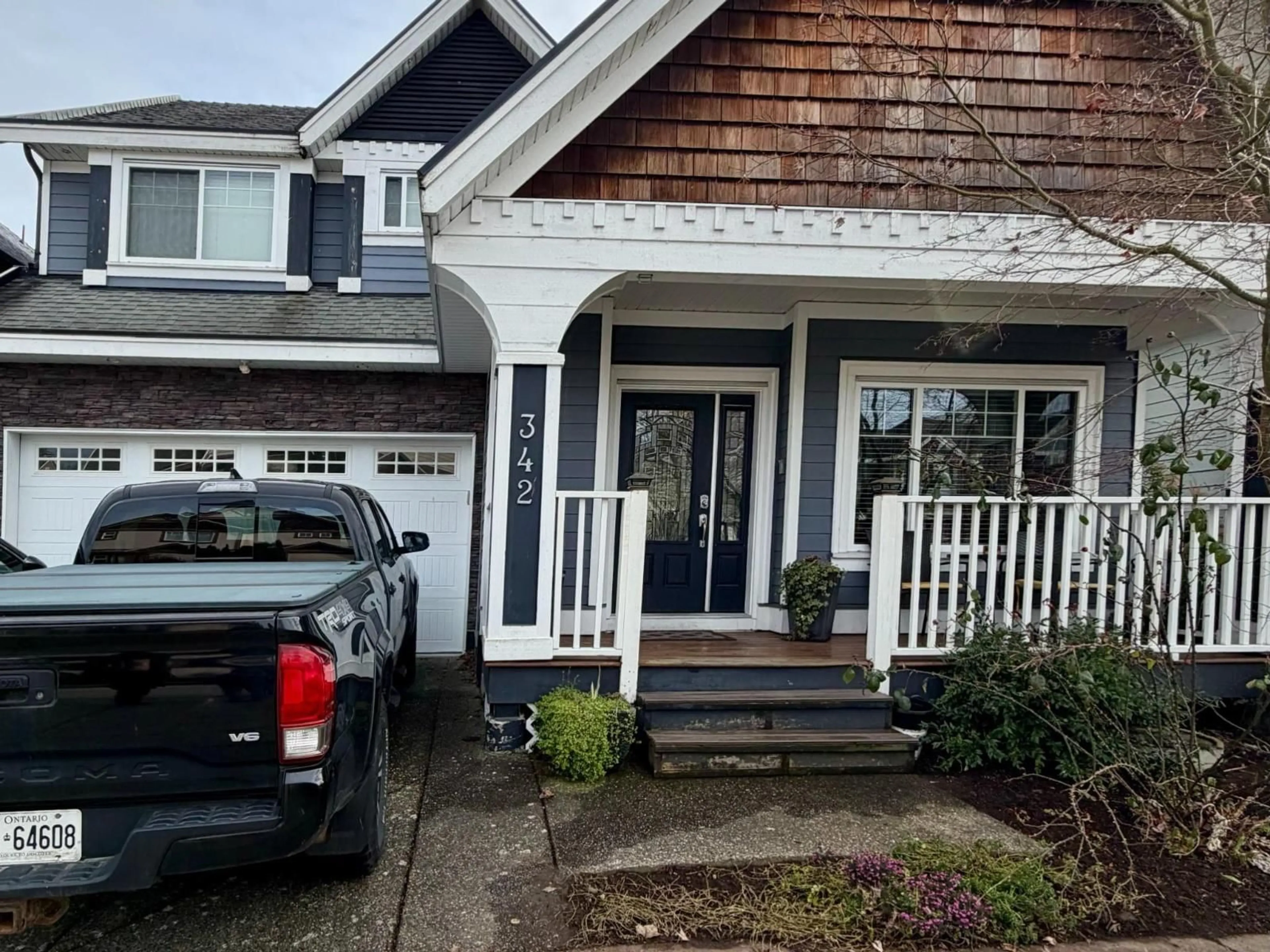 Home with vinyl exterior material, street for 342 173A STREET, Surrey British Columbia V3Z2N7