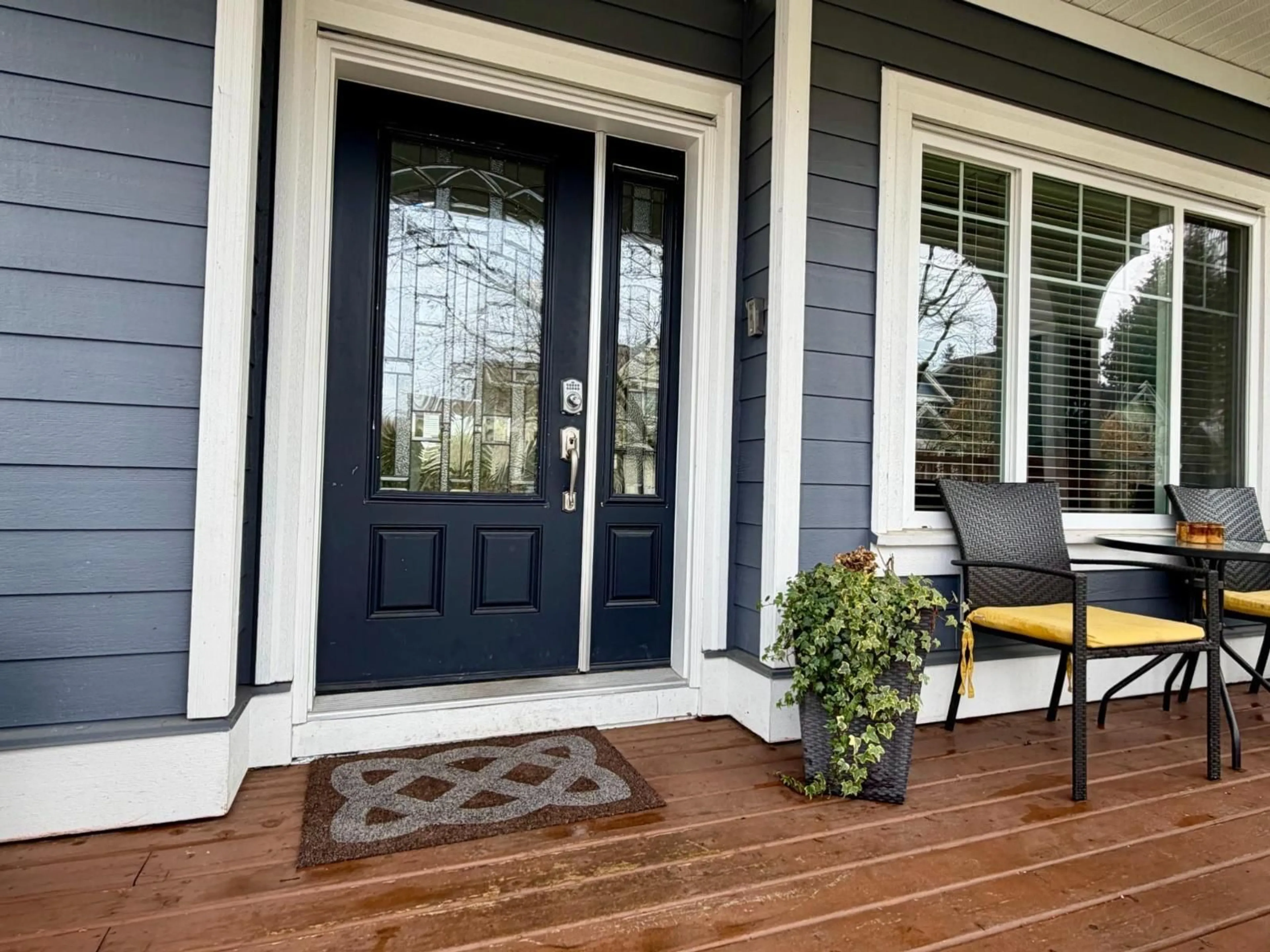 Indoor entryway for 342 173A STREET, Surrey British Columbia V3Z2N7