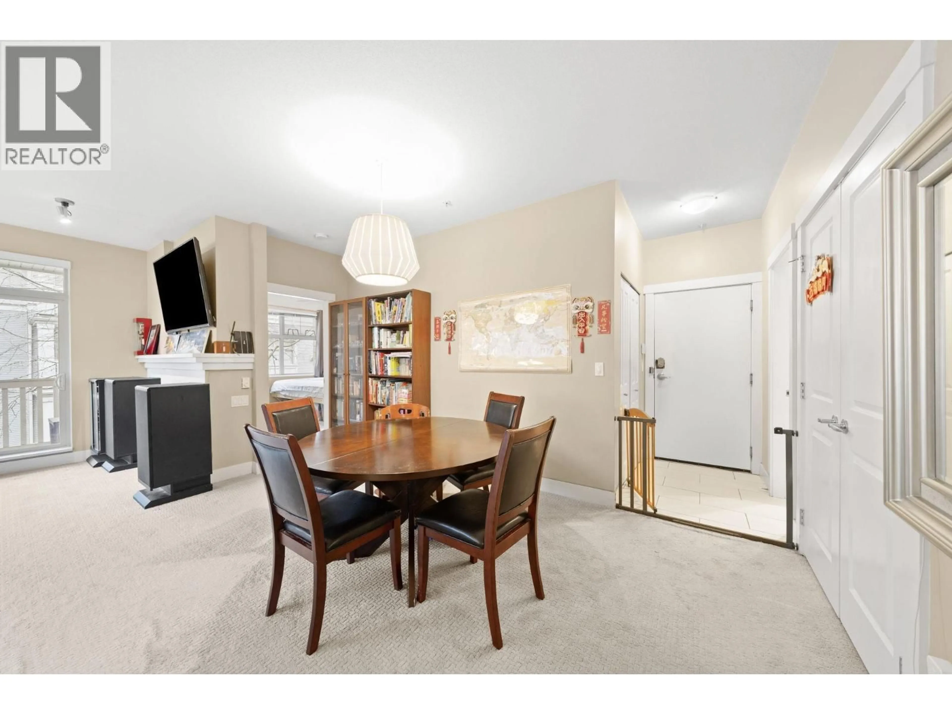 A pic of a room for 218 - 2083 33 ROAD, Vancouver British Columbia V6M4M6