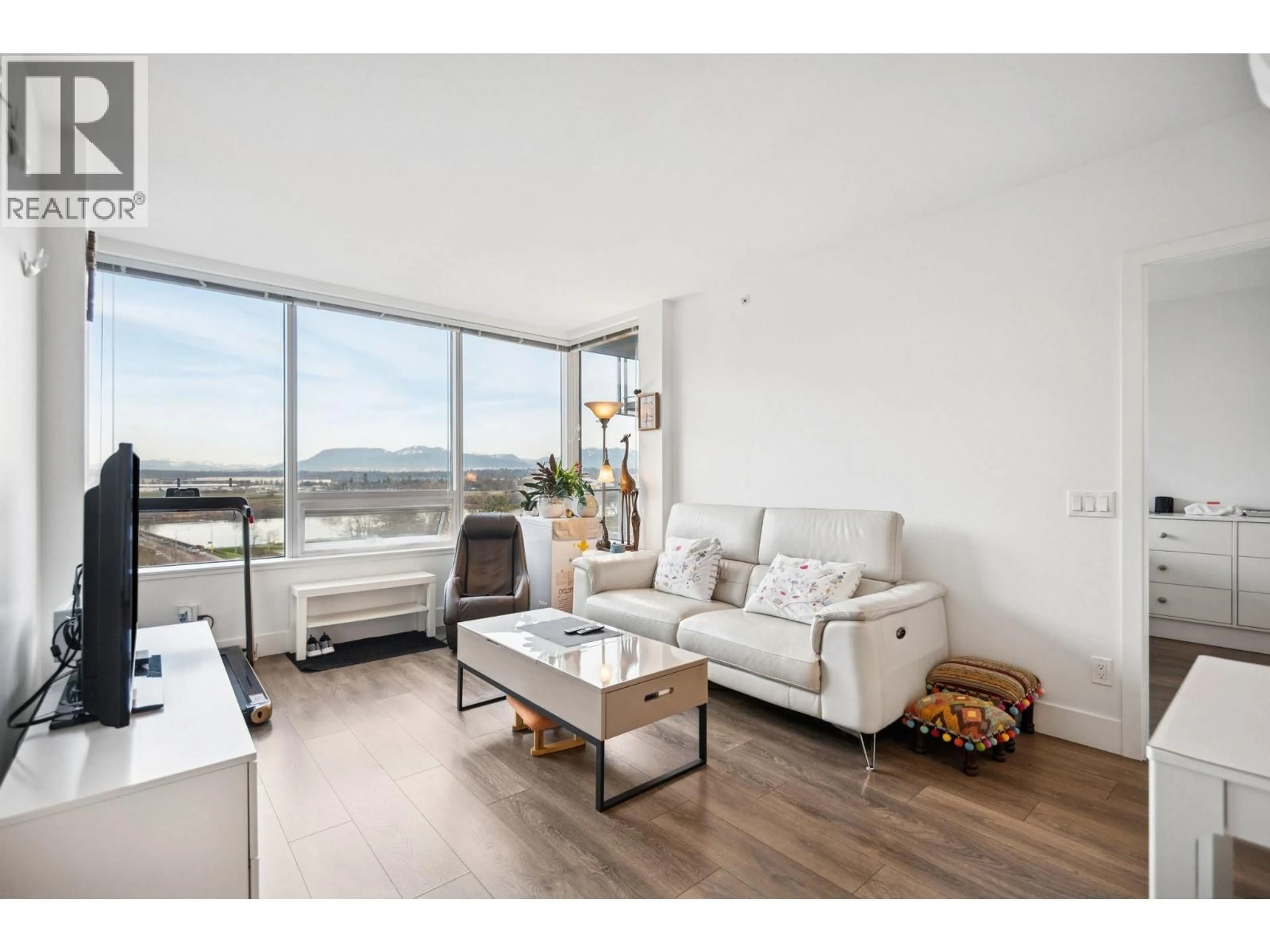 Living room with furniture, wood/laminate floor for 1110 - 5233 GILBERT ROAD, Richmond British Columbia V7C0B3