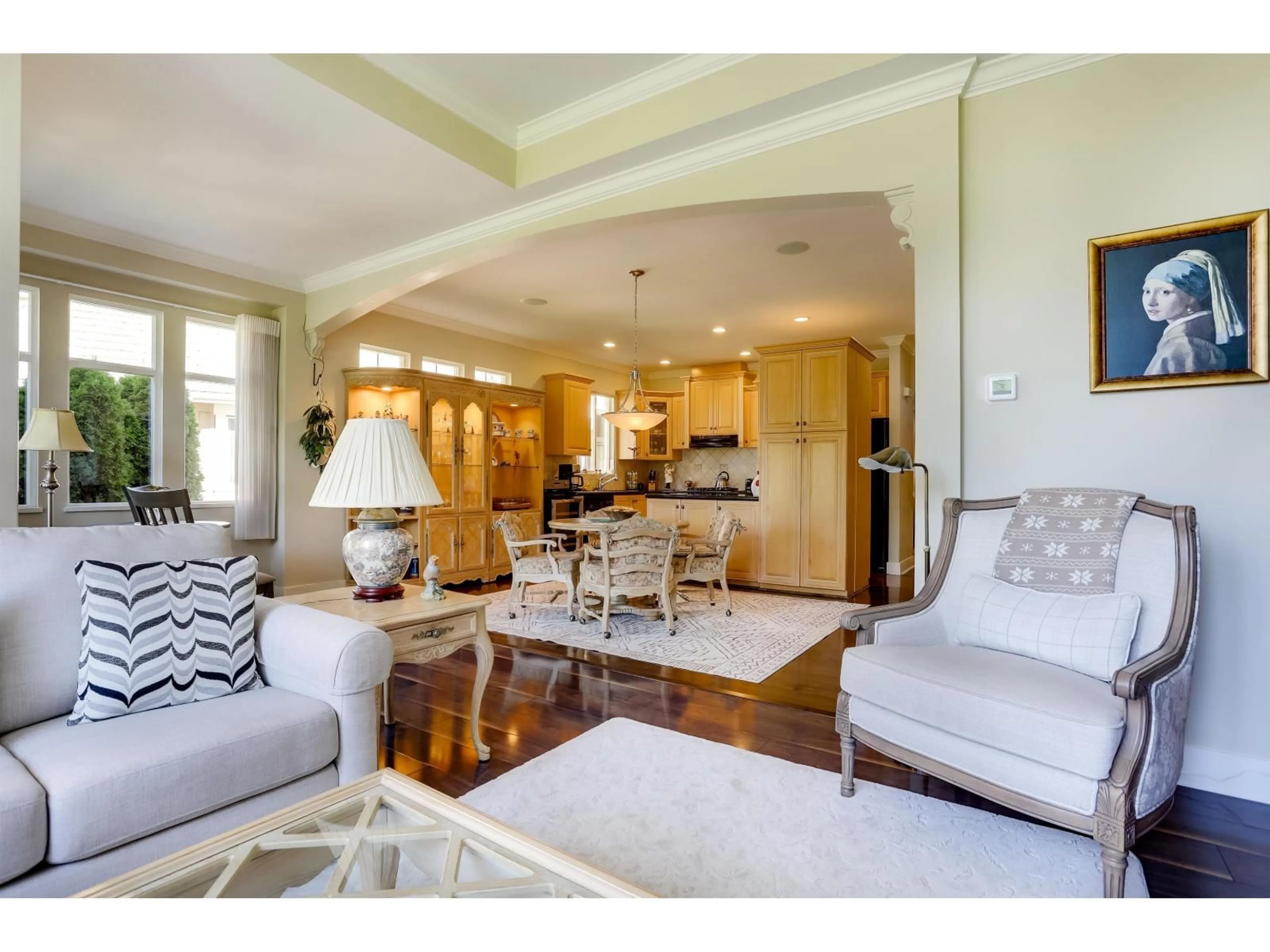 Living room with furniture, unknown for 33 - 18088 8 AVENUE, Surrey British Columbia V3Z9T6