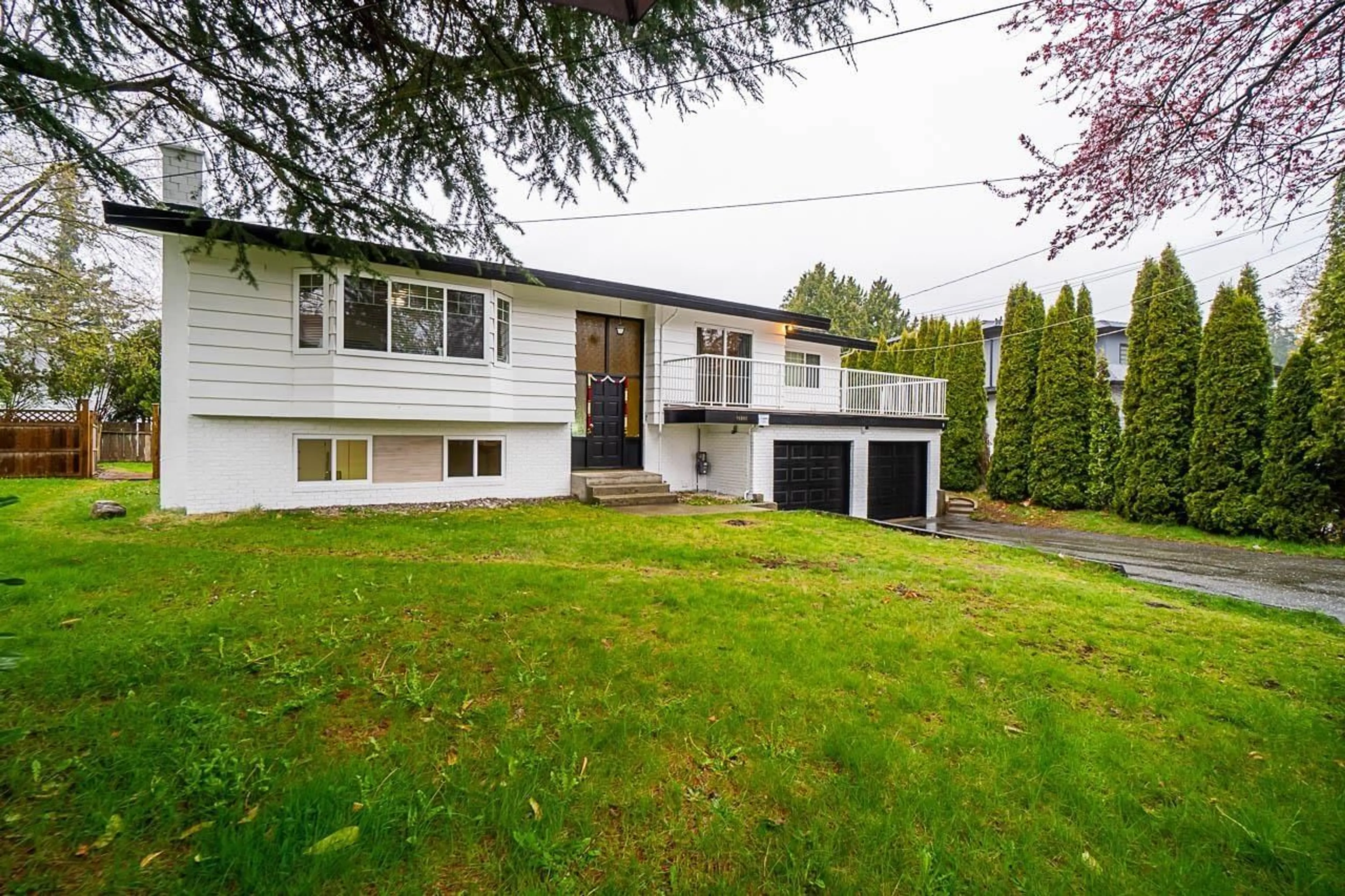 A pic from outside/outdoor area/front of a property/back of a property/a pic from drone, street for 11892 GILMOUR CRESCENT, Delta British Columbia V4C1L1