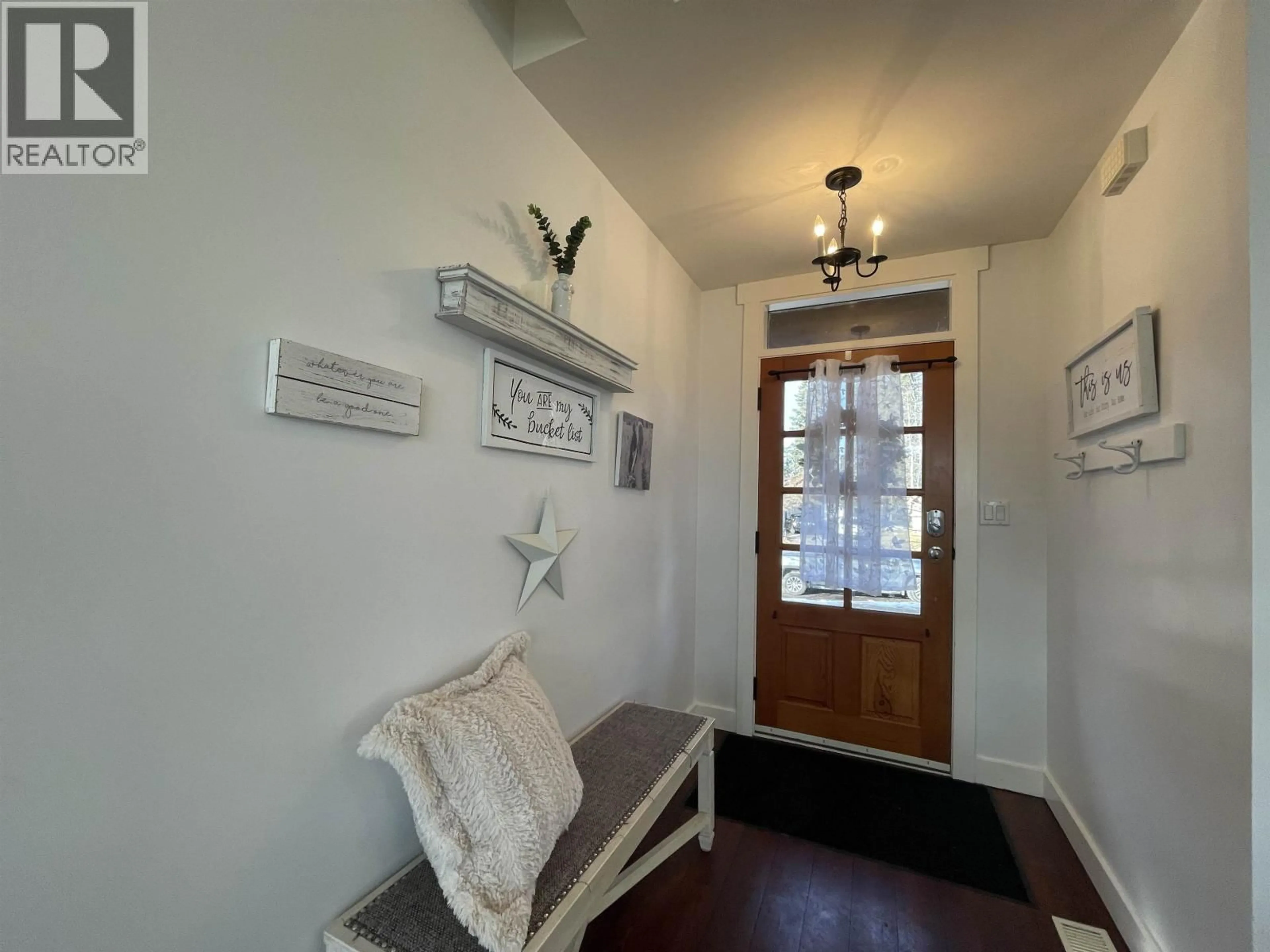 Indoor entryway for 4556 SCHIBLI STREET, Smithers British Columbia V0J2N0