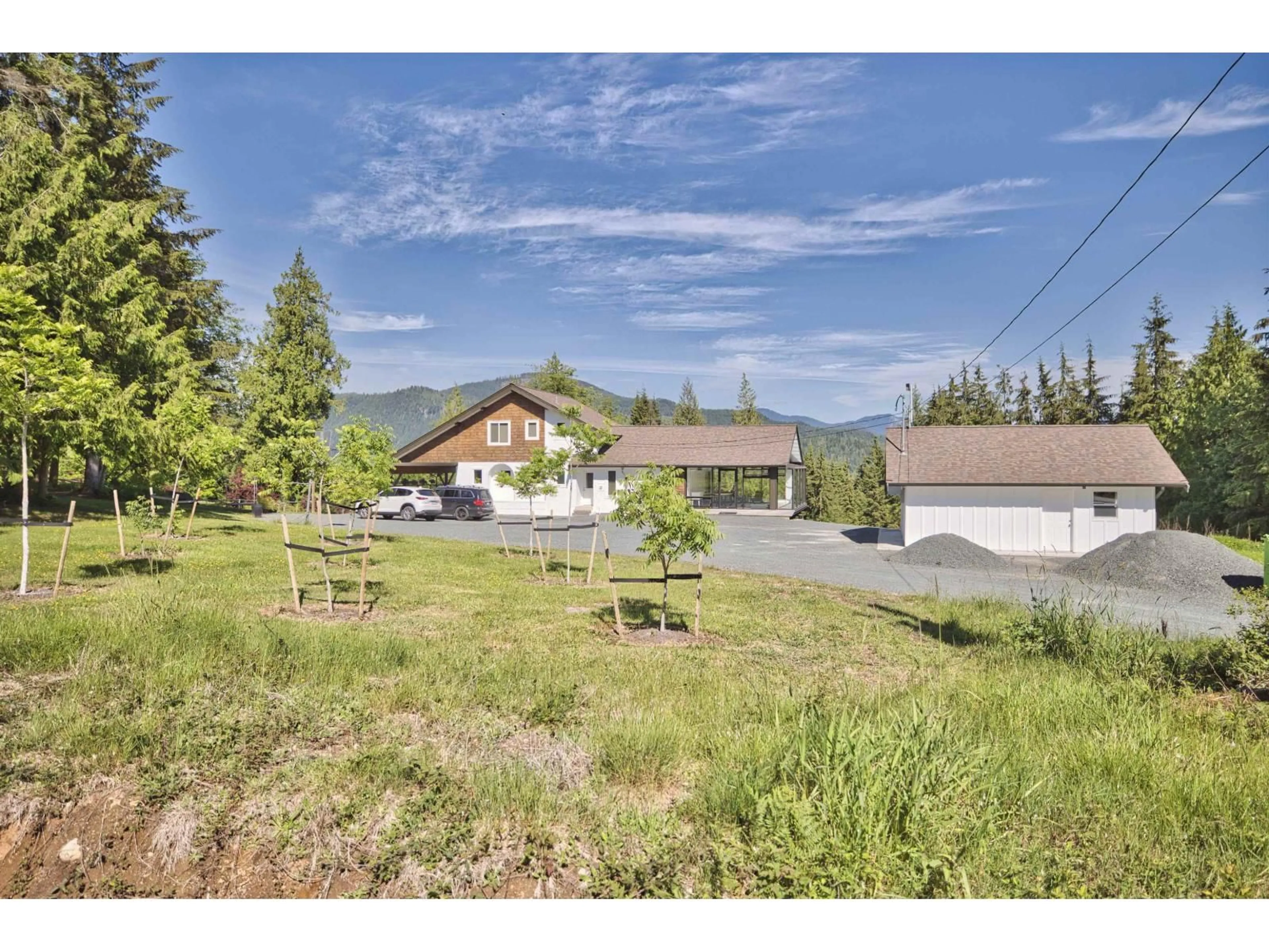 A pic from outside/outdoor area/front of a property/back of a property/a pic from drone, mountain view for 13100 BELL STREET, Mission British Columbia V4S1C6
