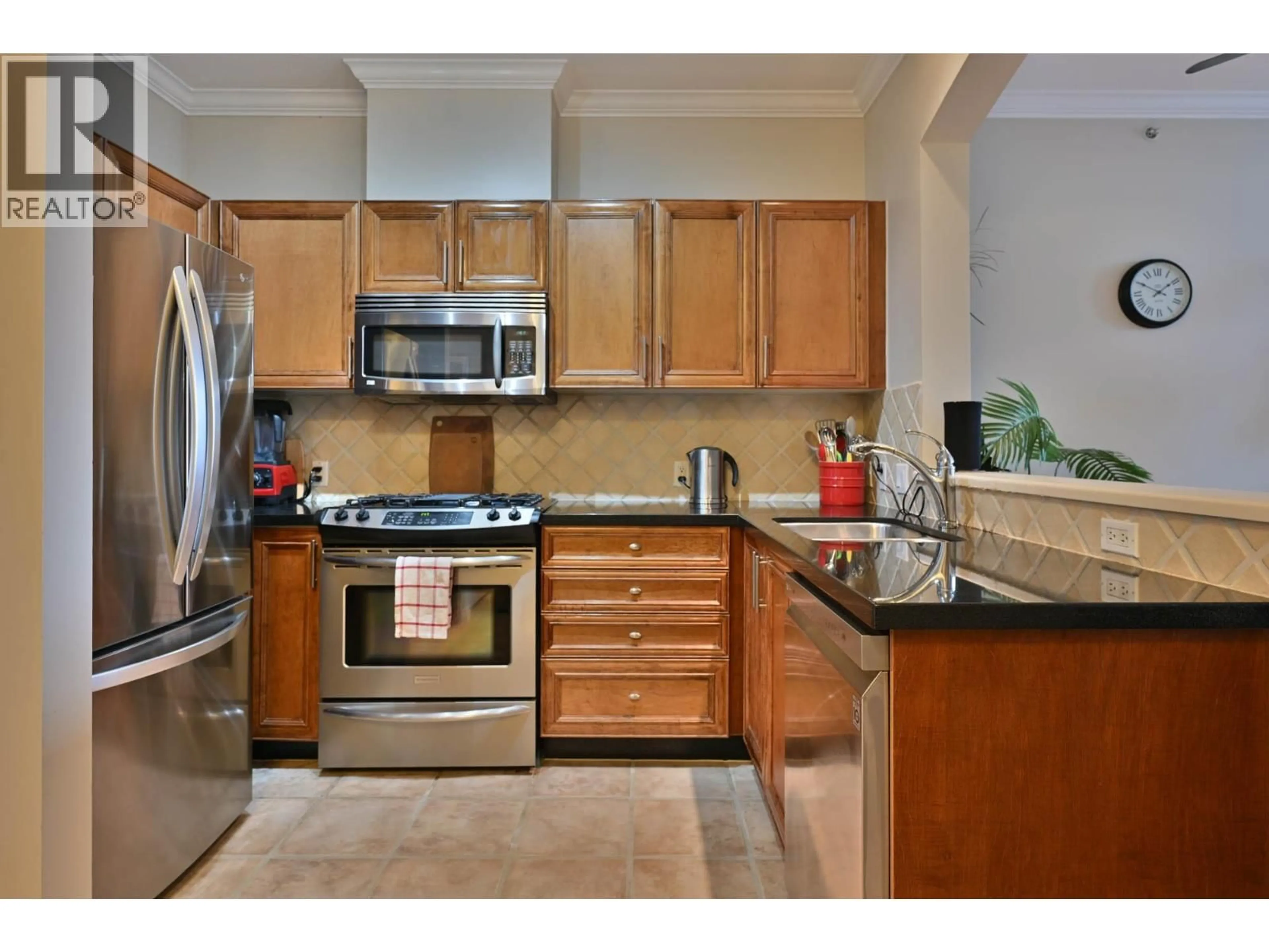 Standard kitchen, ceramic/tile floor for 407 - 2175 SALAL DRIVE, Vancouver British Columbia V6K4V2