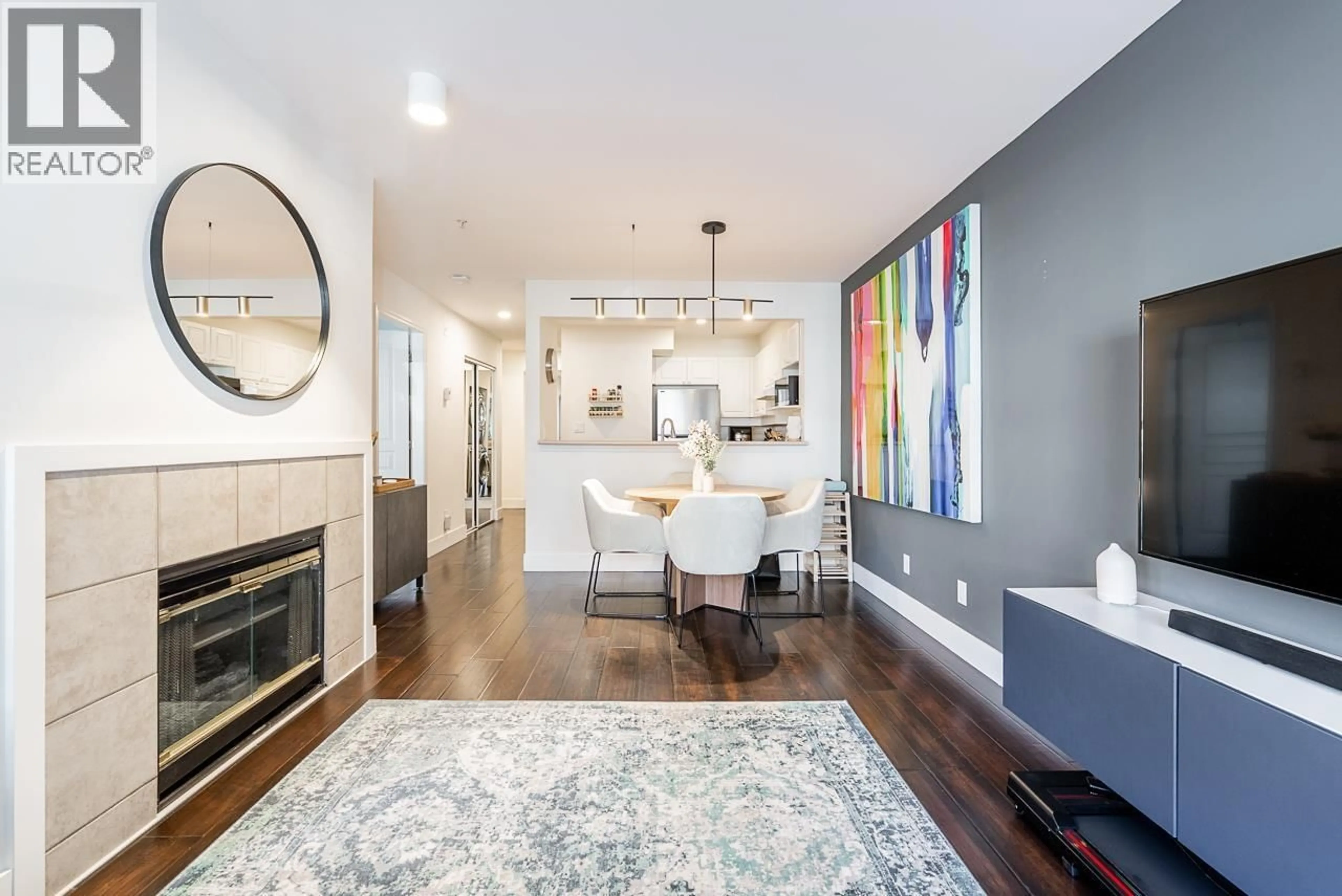 Unknown for 203 - 2140 W 12TH STREET, Vancouver British Columbia V6K2N2