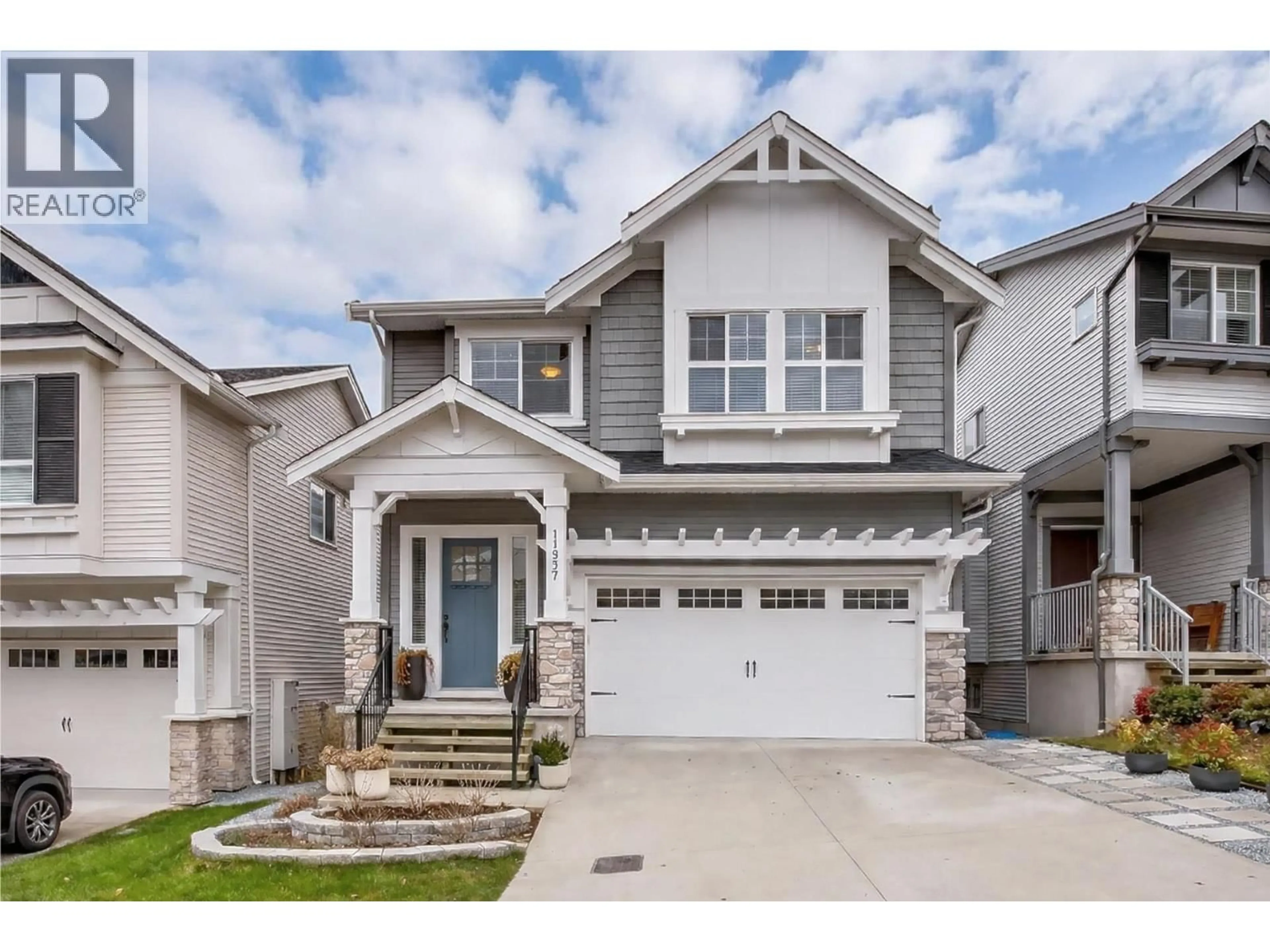 Home with vinyl exterior material, street for 11327 230 STREET, Maple Ridge British Columbia V2X9S6