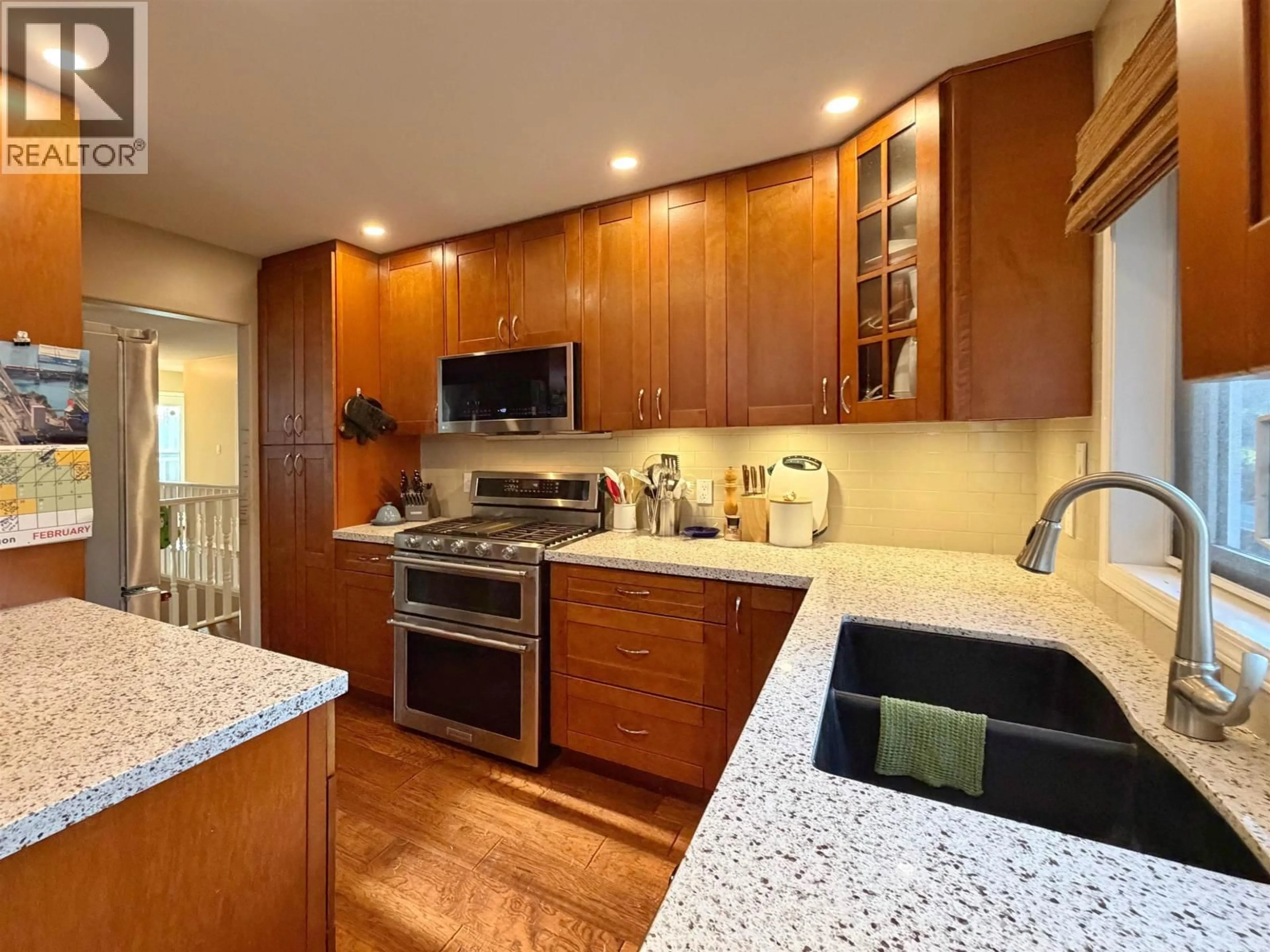 Open concept kitchen, unknown for 915 JUBILEE DRIVE, Port Edward British Columbia V0V1G0