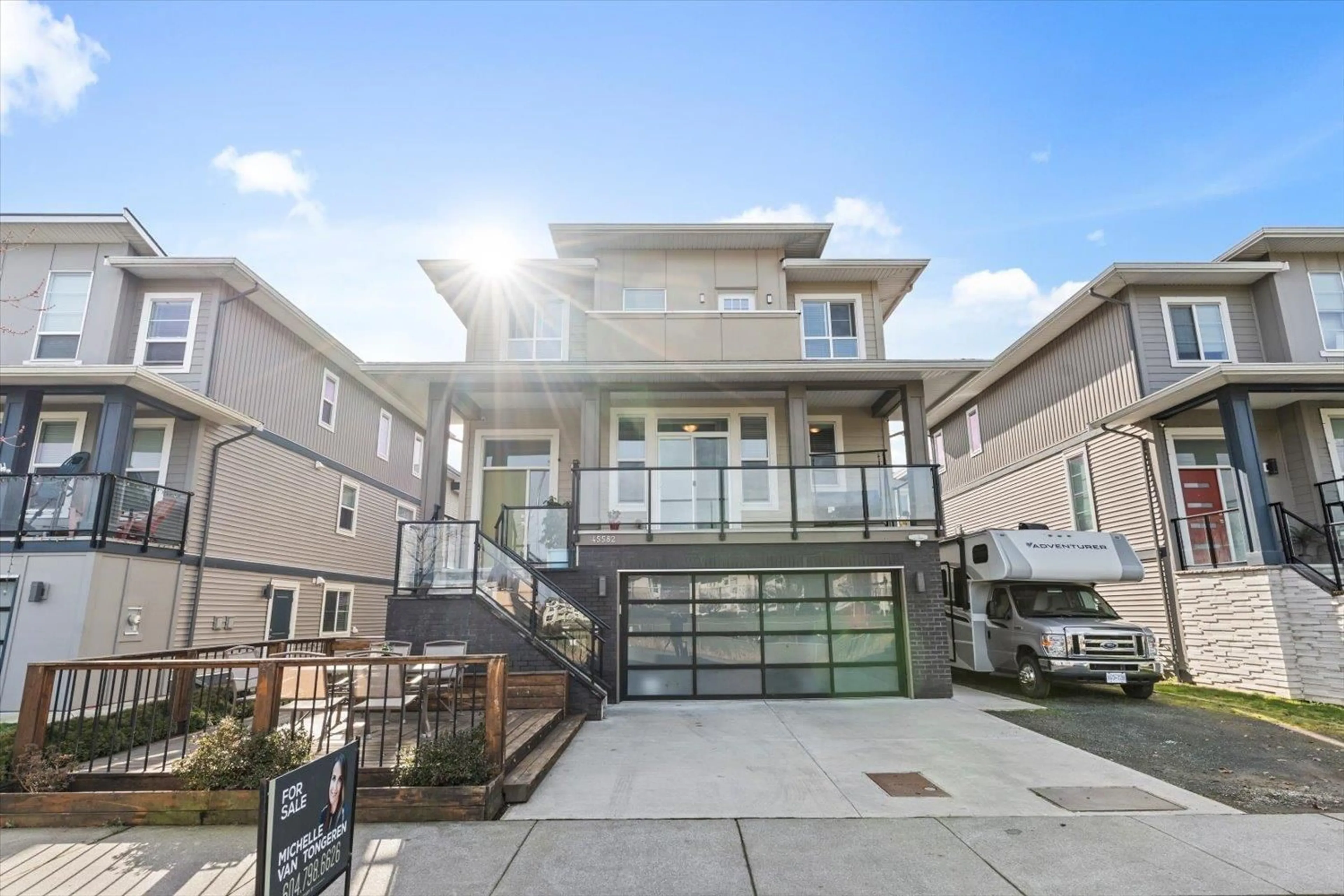 Unknown for 45582 MEADOWBROOK DRIVE, Chilliwack British Columbia V2P0G6