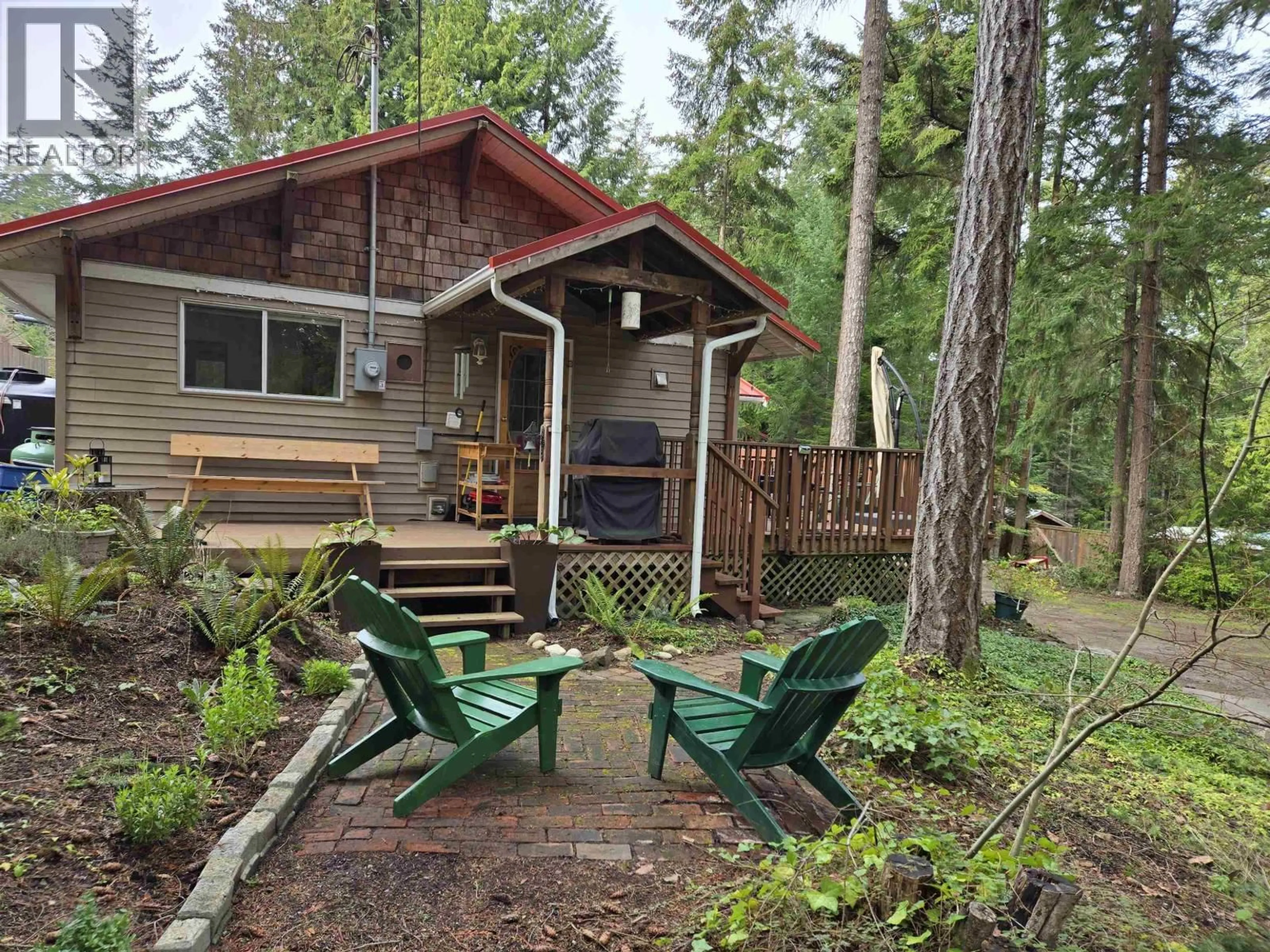 Patio, forest/trees view for 559 BLITZ ROAD, Mayne Island British Columbia V0N2J1