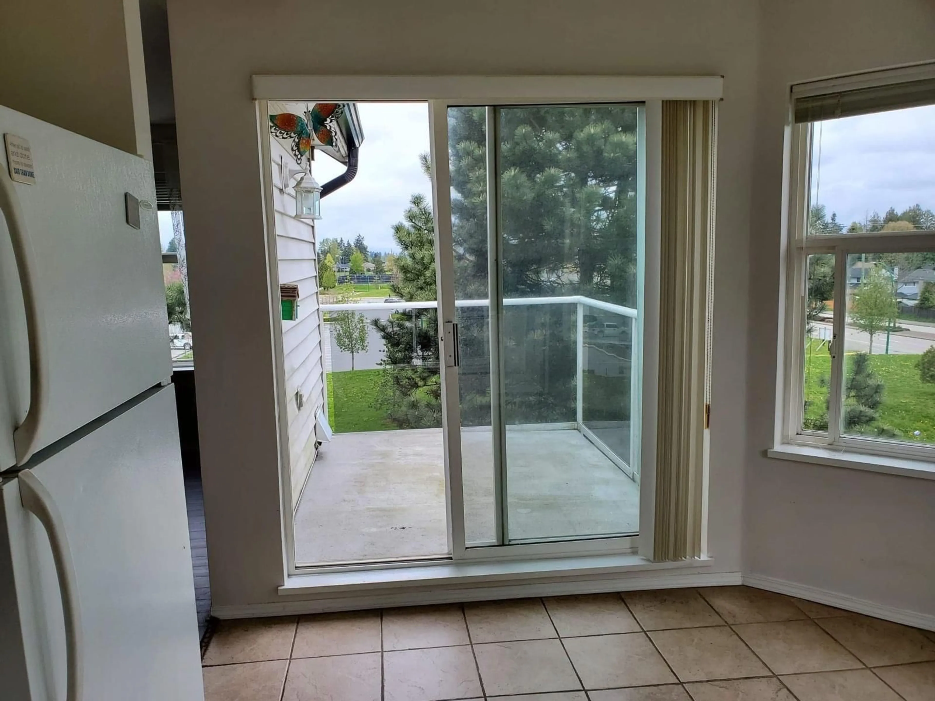 Unknown for 403 - 12739 72 AVENUE, Surrey British Columbia V3W2M7