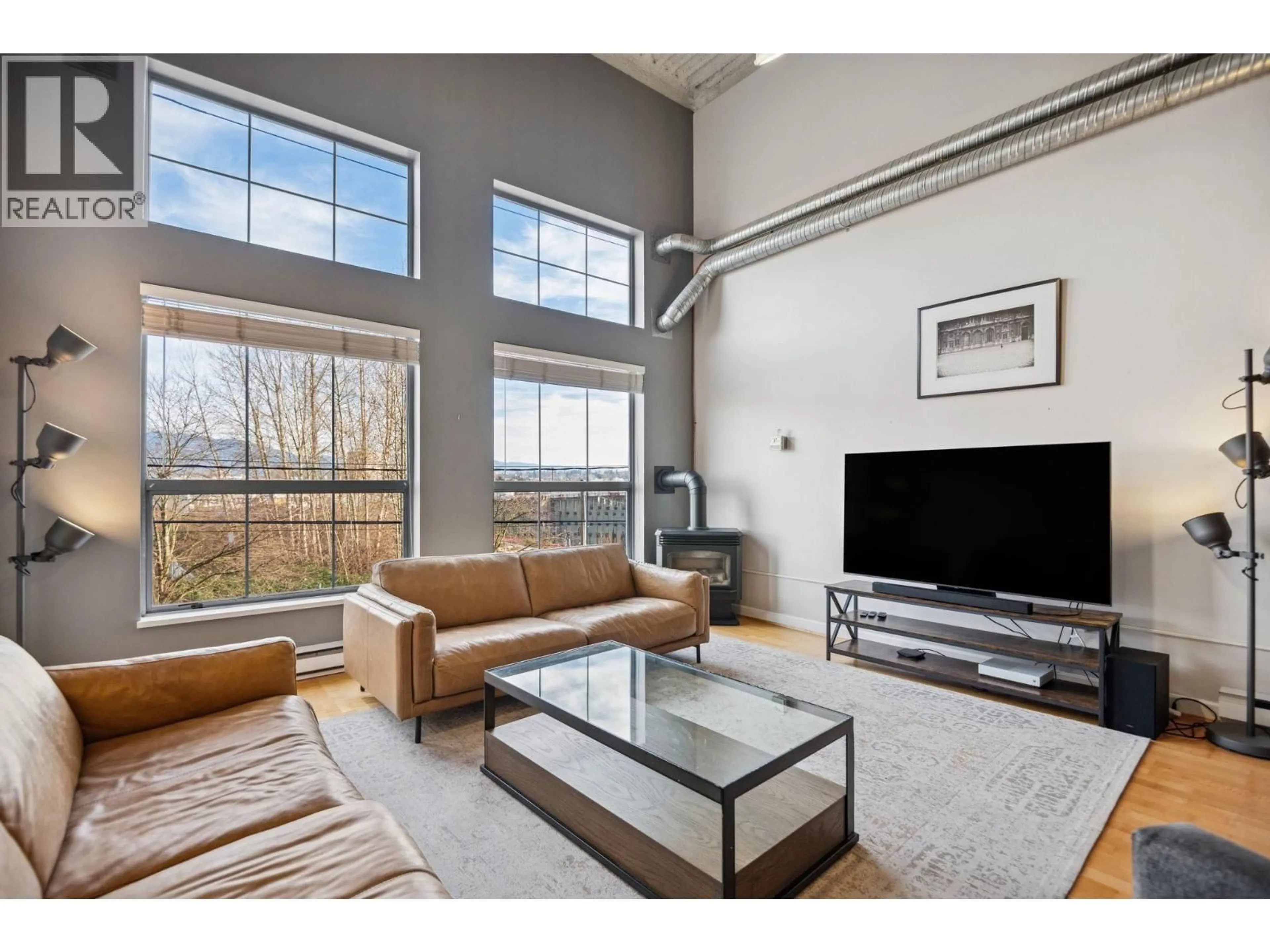 Living room with furniture, unknown for 211 - 336 1ST AVENUE, Vancouver British Columbia V5T4R6