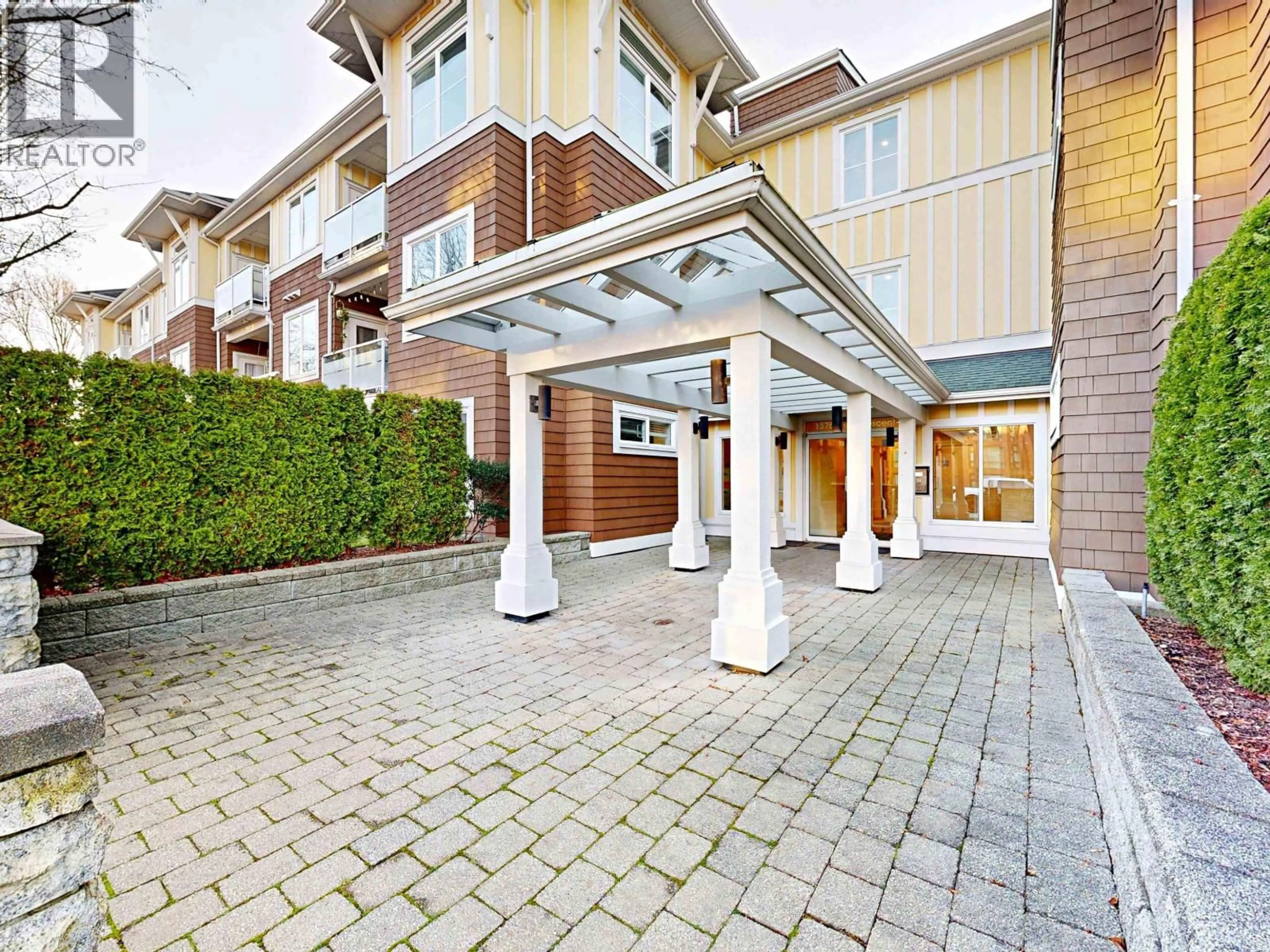 Unknown for 207 - 1375 VIEW CRESCENT, Delta British Columbia V4L0A3