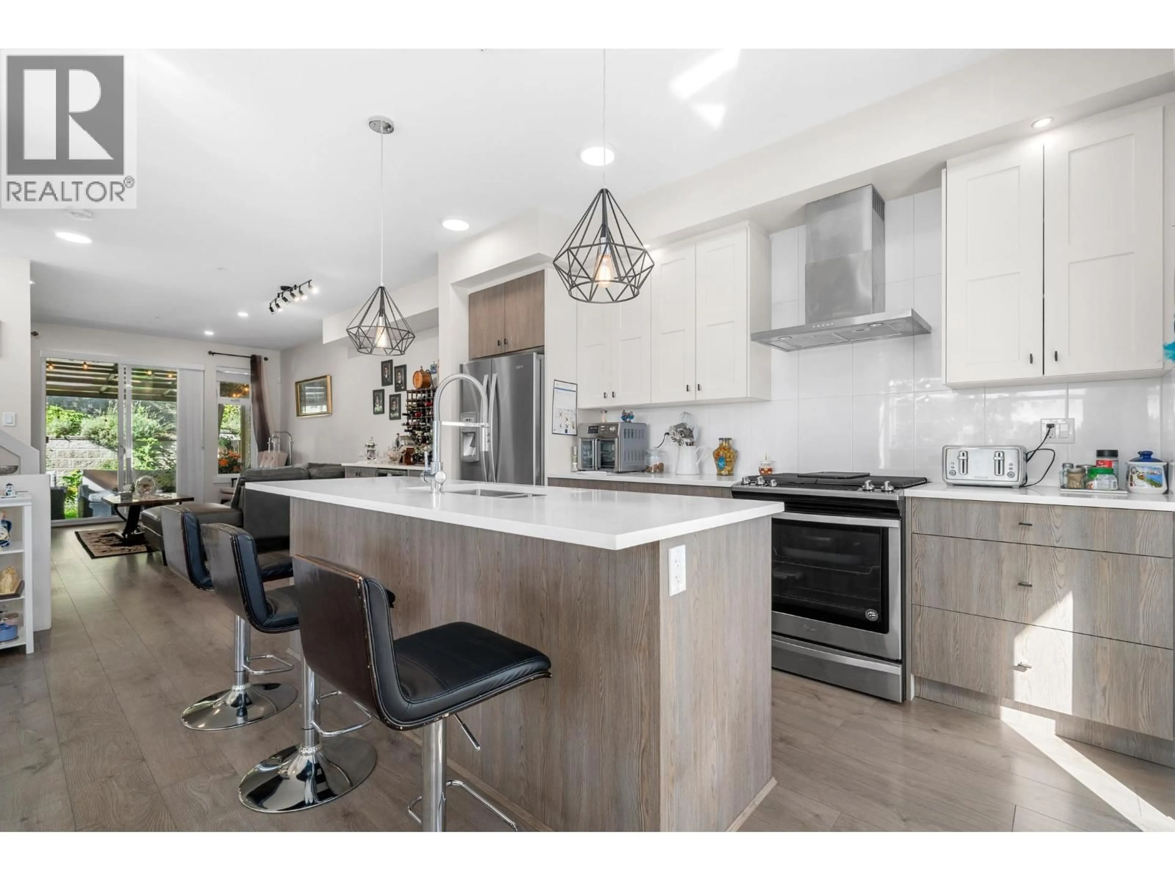 Open concept kitchen, unknown for 37 - 24108 104 AVENUE, Maple Ridge British Columbia V2W0J5