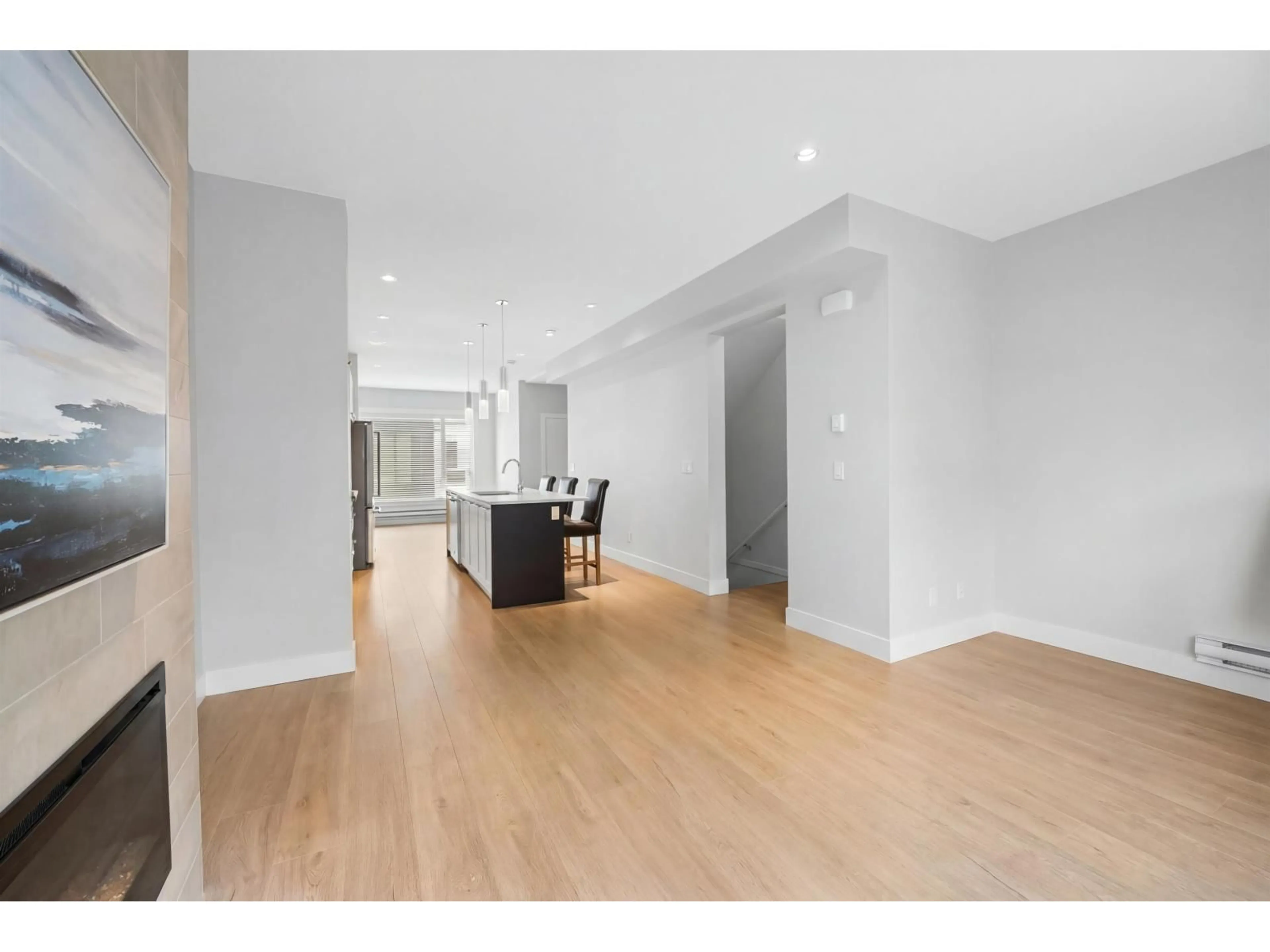 Unknown for 82 - 16336 23A AVENUE, Surrey British Columbia V3Z0S5