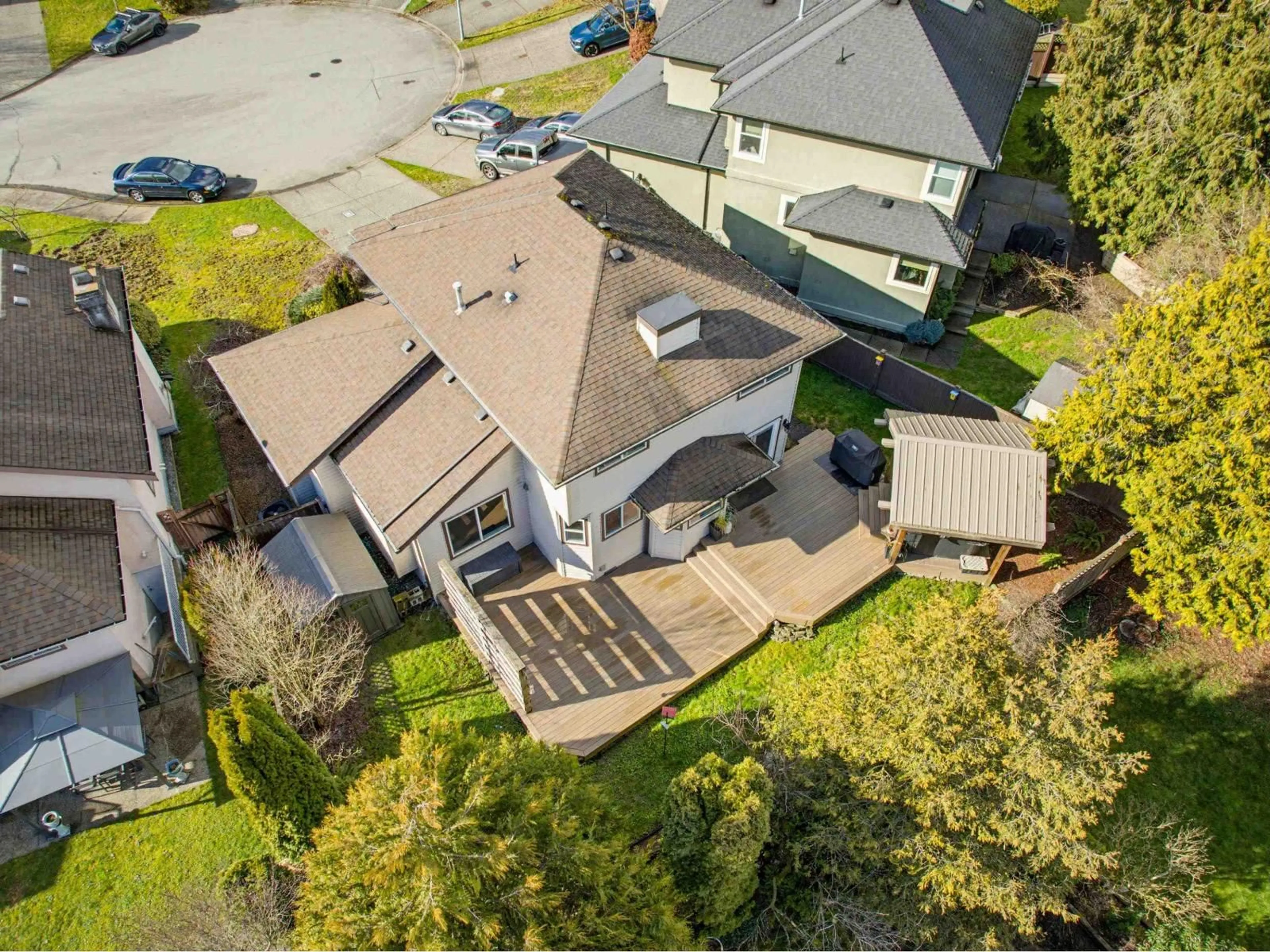 A pic from outside/outdoor area/front of a property/back of a property/a pic from drone, street for 8420 215 STREET, Langley British Columbia V1M2M1