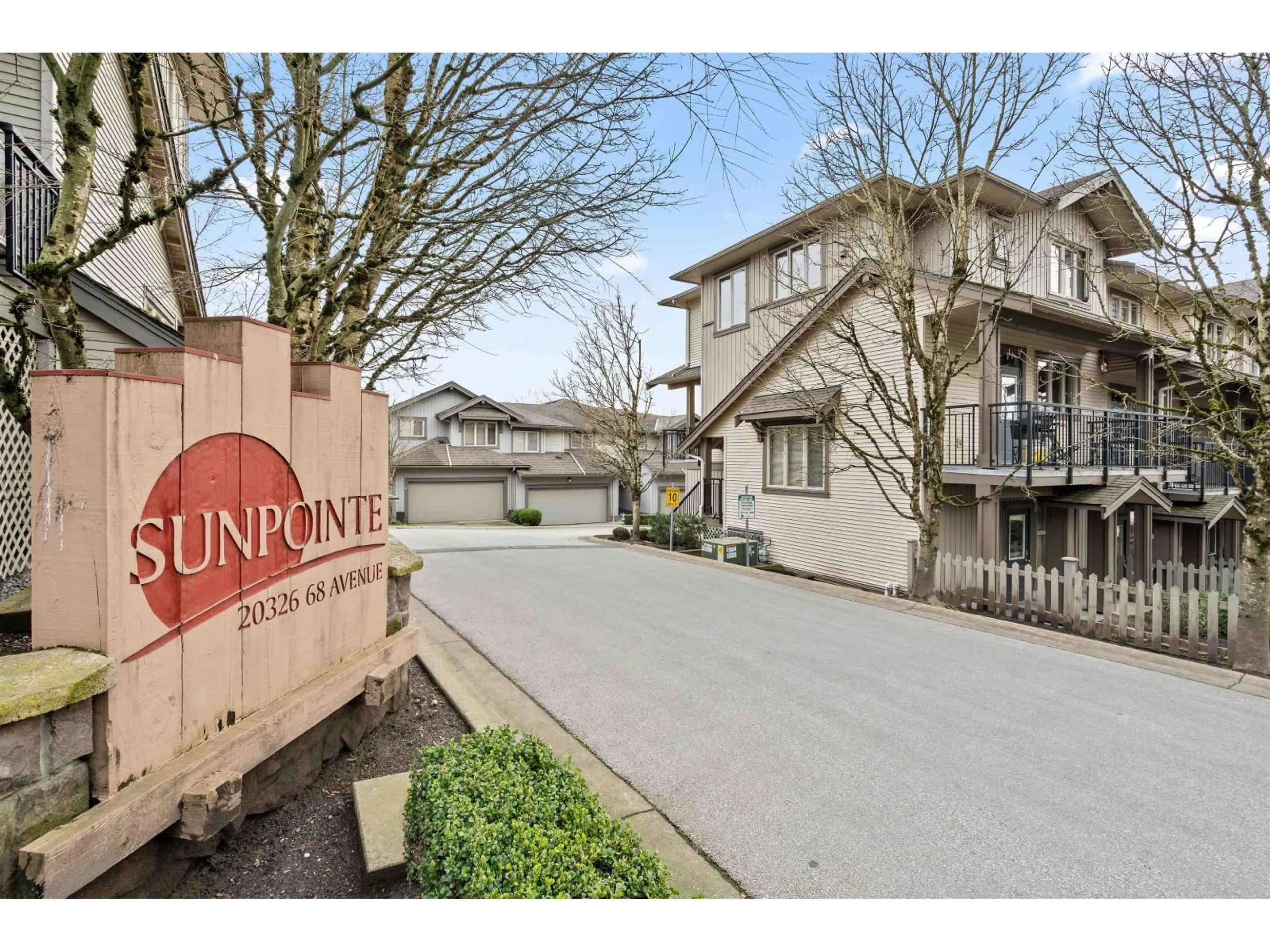 Unknown for 3 - 20326 68 AVENUE, Langley British Columbia V2Y0E3