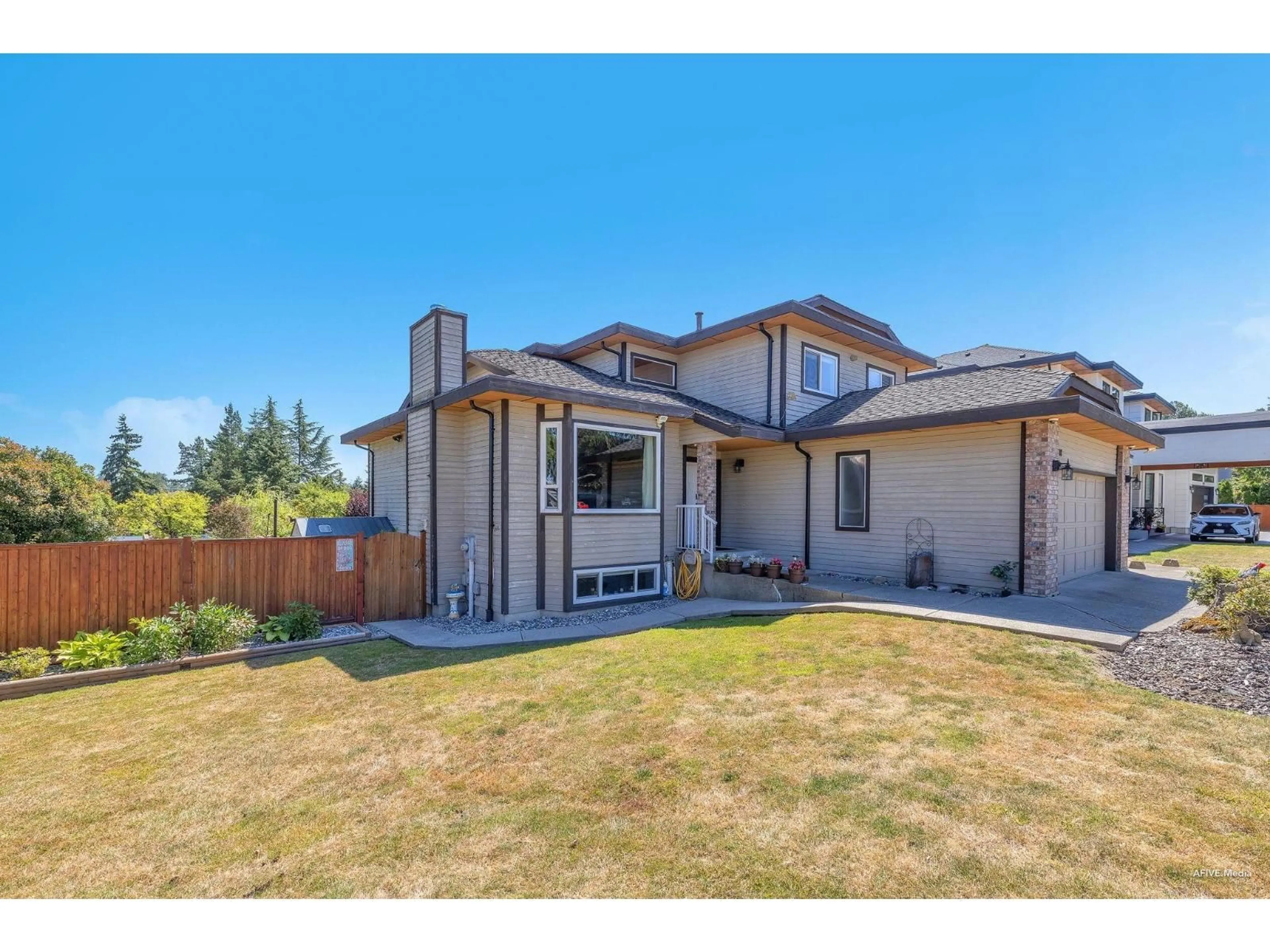 Unknown for 7588 150A STREET, Surrey British Columbia V3S6P2