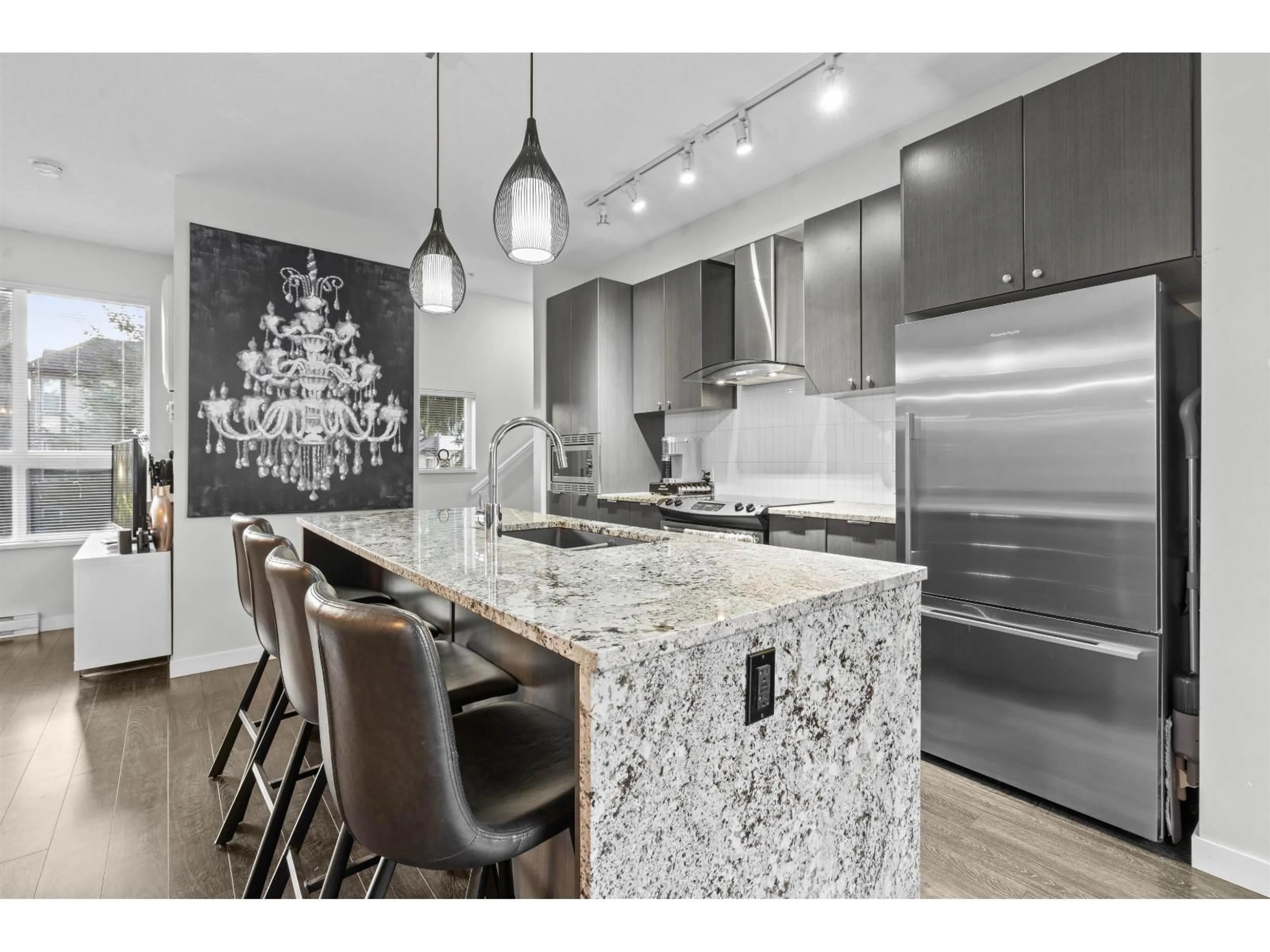Contemporary kitchen, ceramic/tile floor for 46 - 7848 209 STREET, Langley British Columbia V2Y0M4