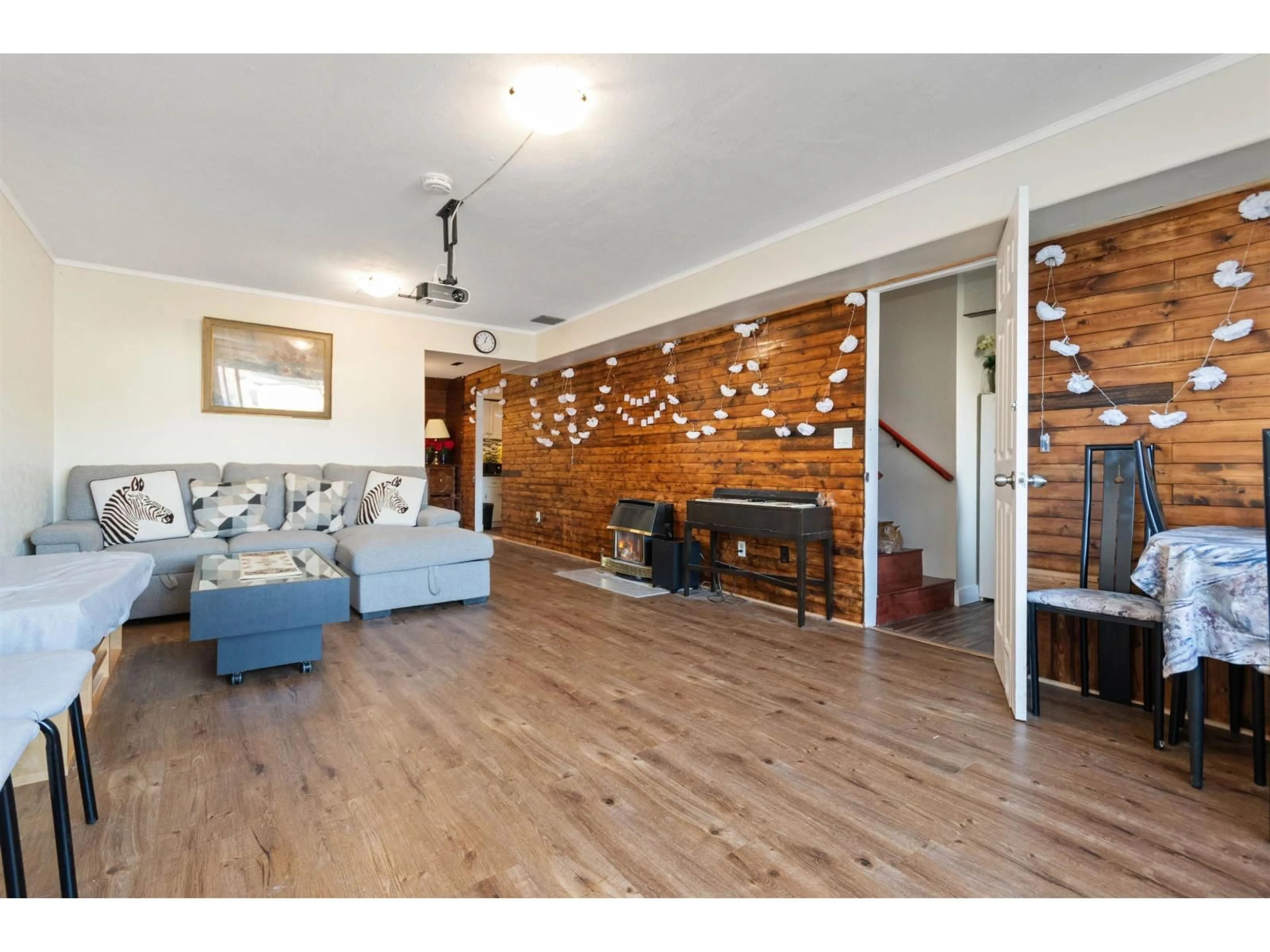 Unknown for A - 46520 ROLINDE CRESCENT, Chilliwack British Columbia V2P6X6