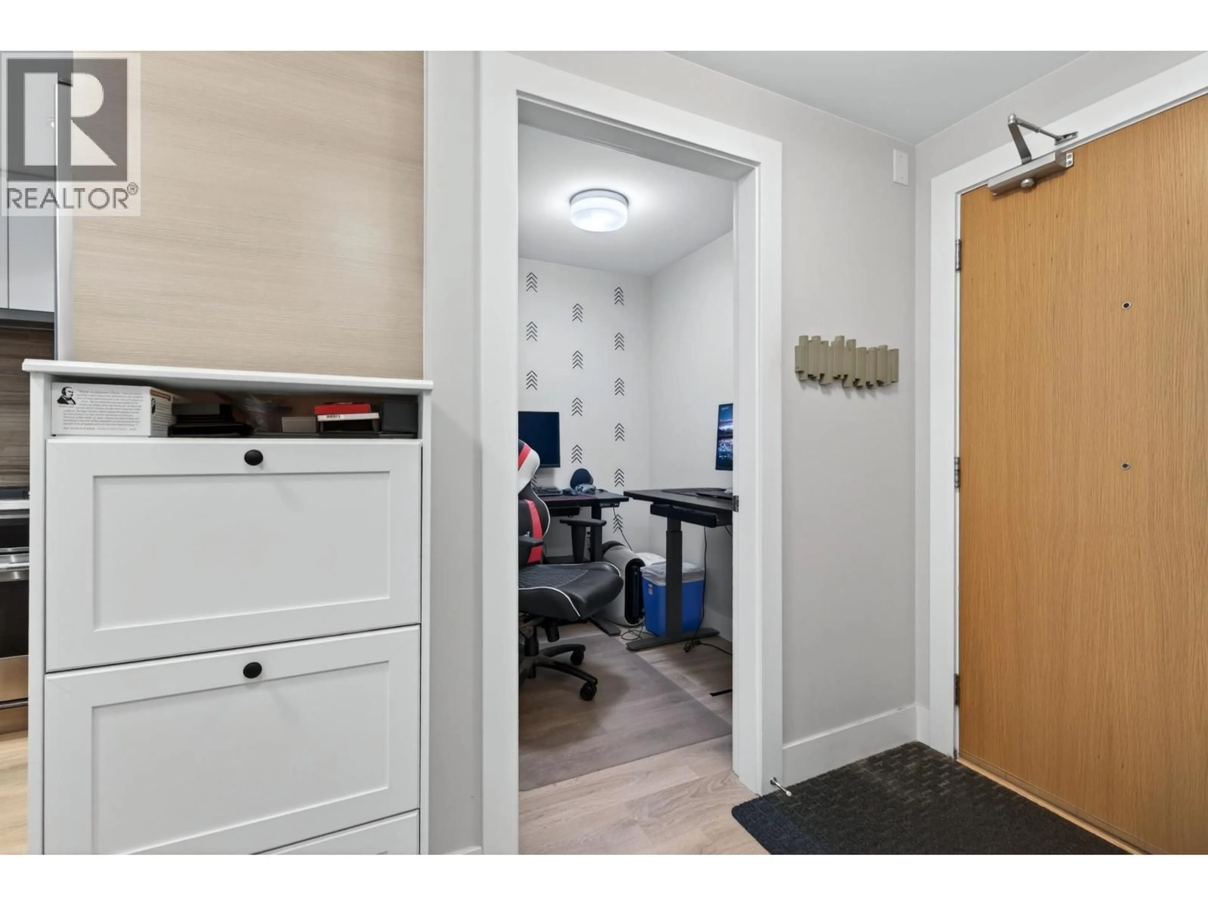 Unknown for 406 - 3451 SAWMILL CRESCENT, Vancouver British Columbia V5S0H3