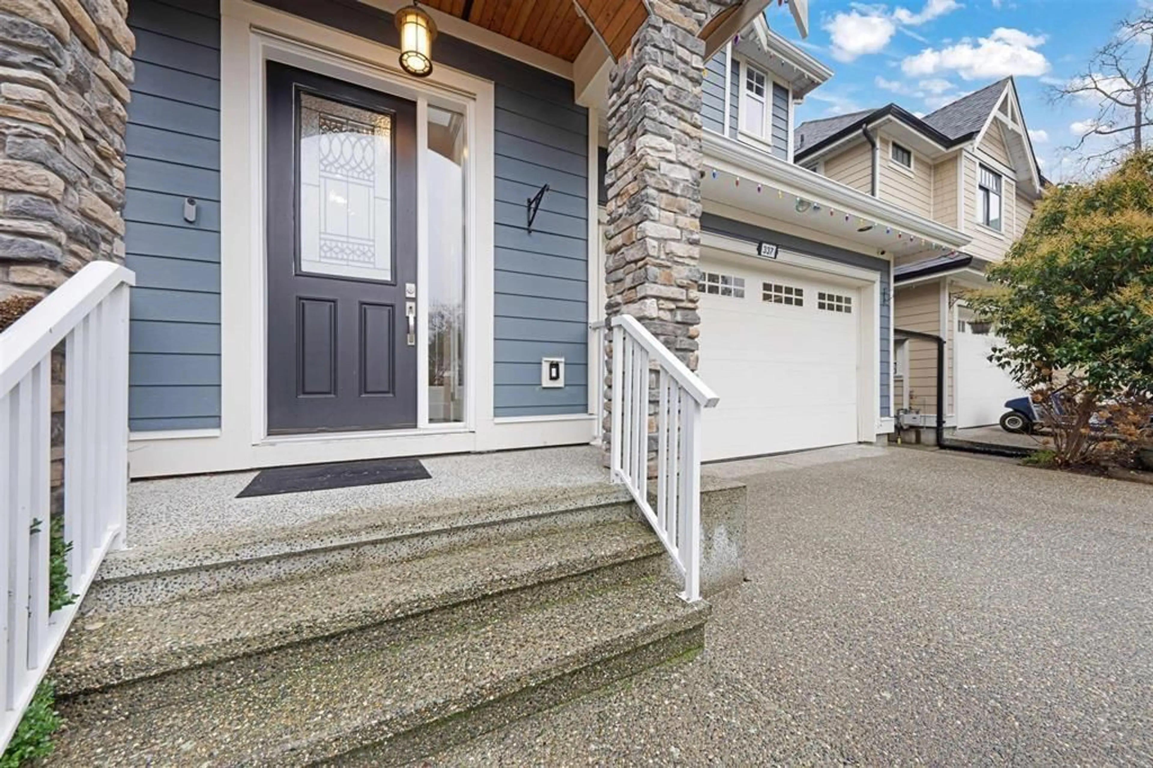 Unknown for 337 171A STREET, Surrey British Columbia V3Z9P5
