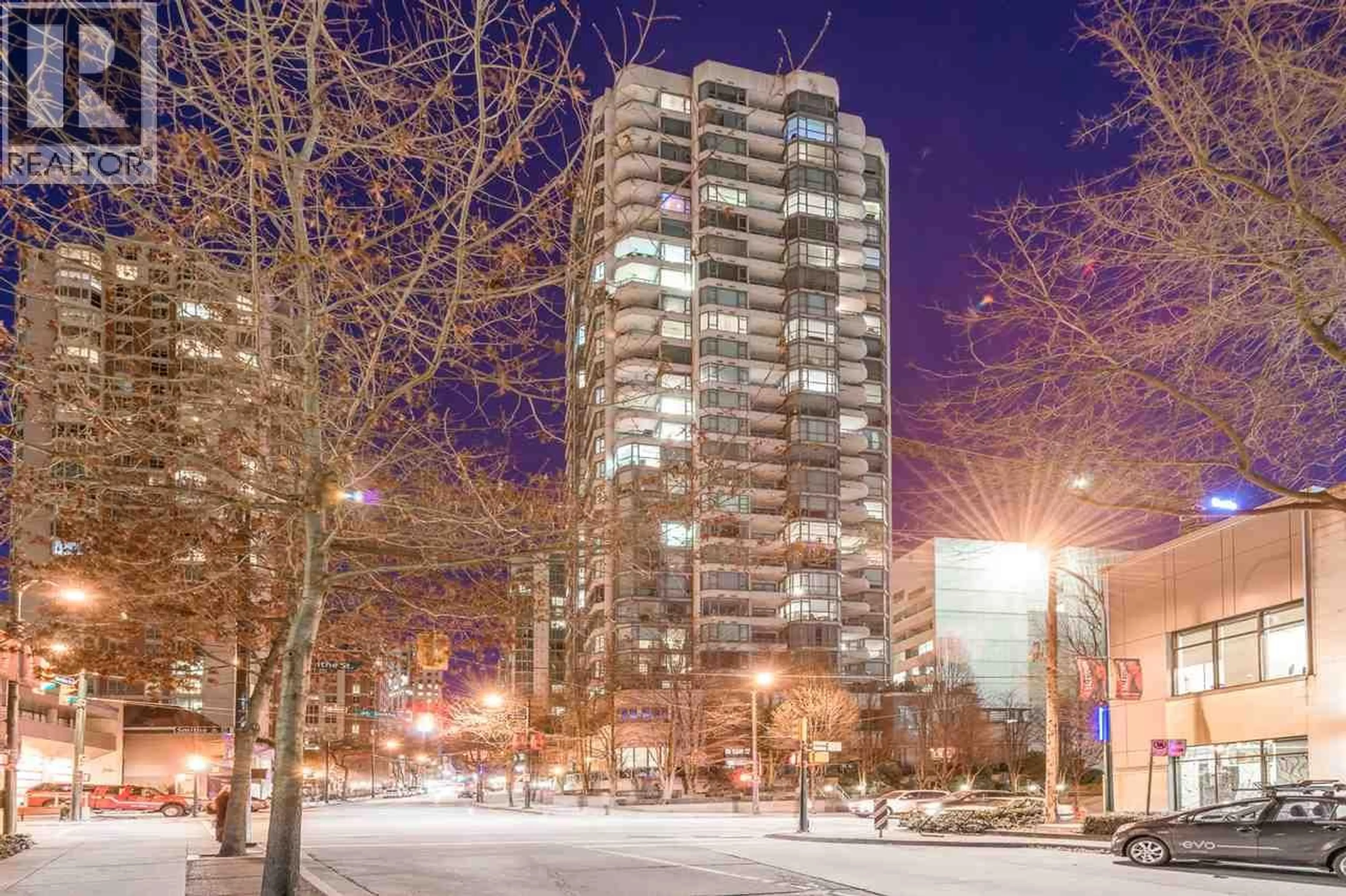 Patio, street for 2001 - 888 HAMILTON STREET, Vancouver British Columbia V6B5W4