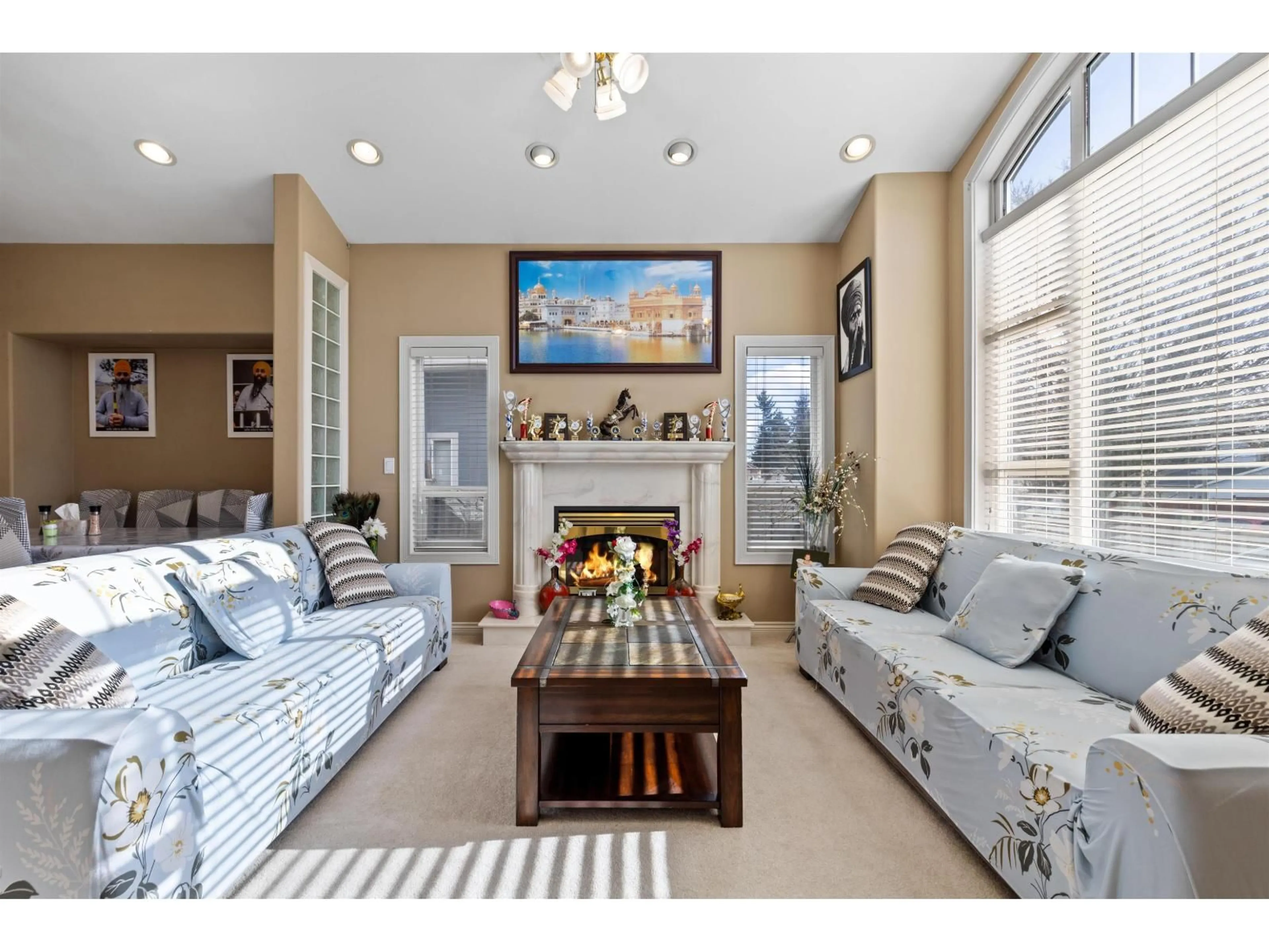 Living room with furniture, unknown for 12865 63A AVENUE, Surrey British Columbia V3X3S9