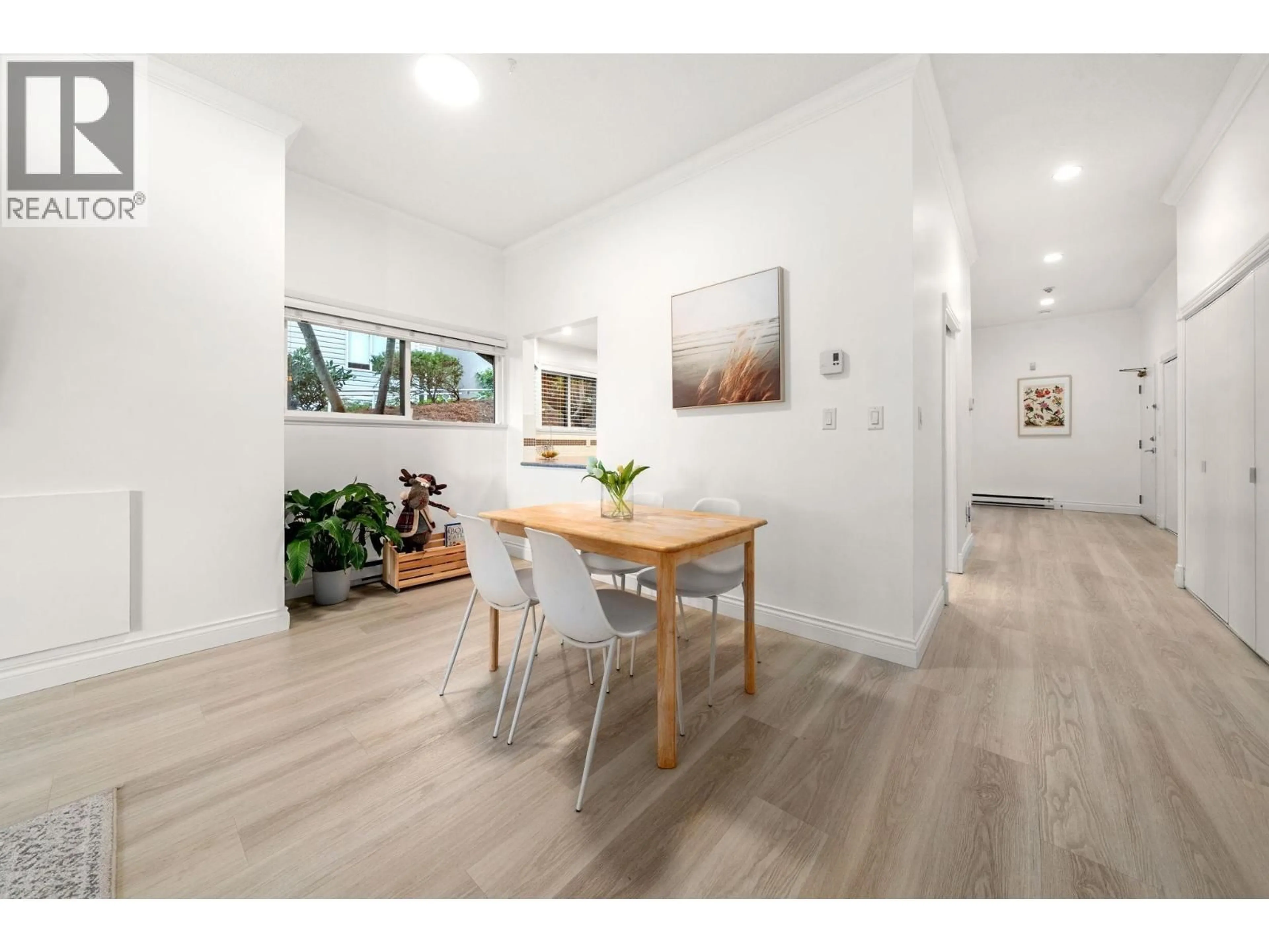 Unknown for 101 - 2408 HAYWOOD AVENUE, West Vancouver British Columbia V7V1Y1