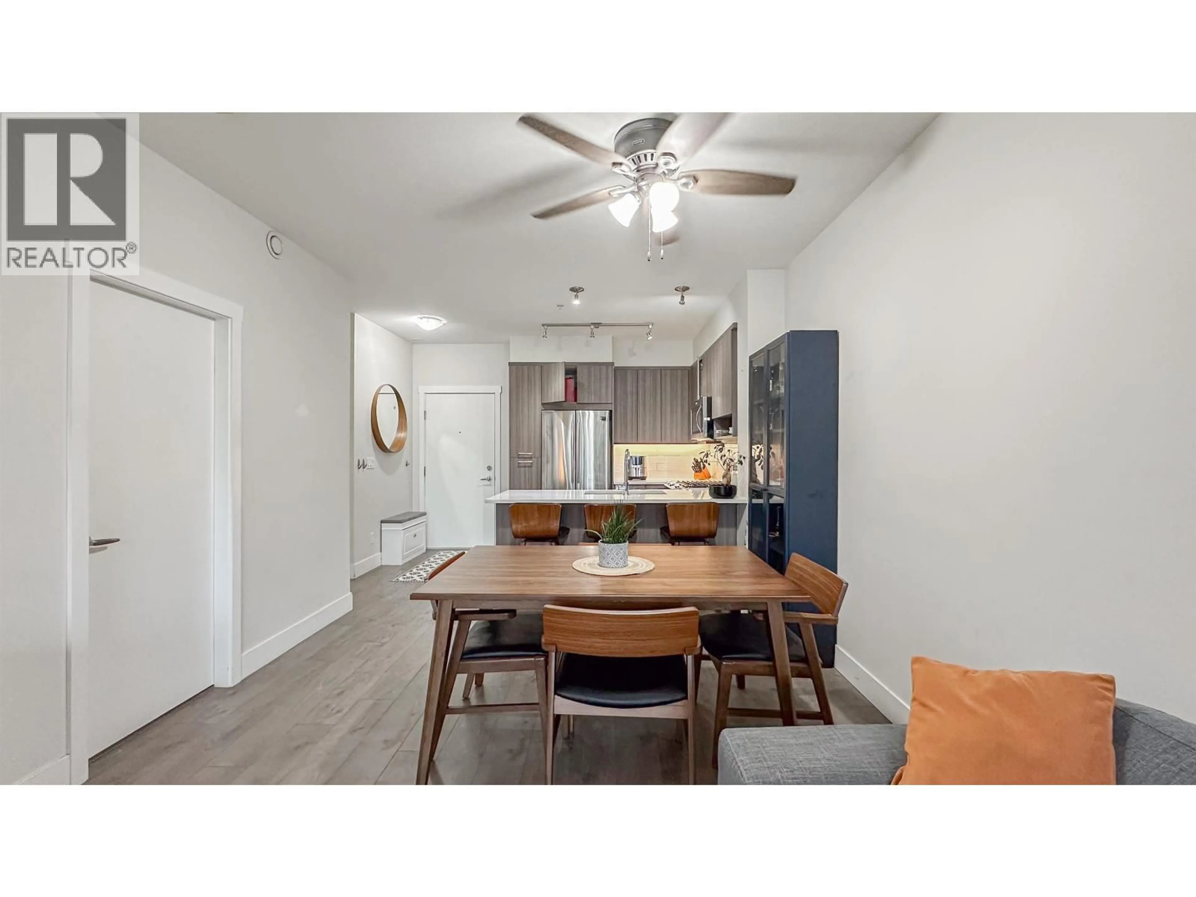 Open concept kitchen, unknown for 203 - 1306 FIFTH AVENUE, New Westminster British Columbia V3M0K5