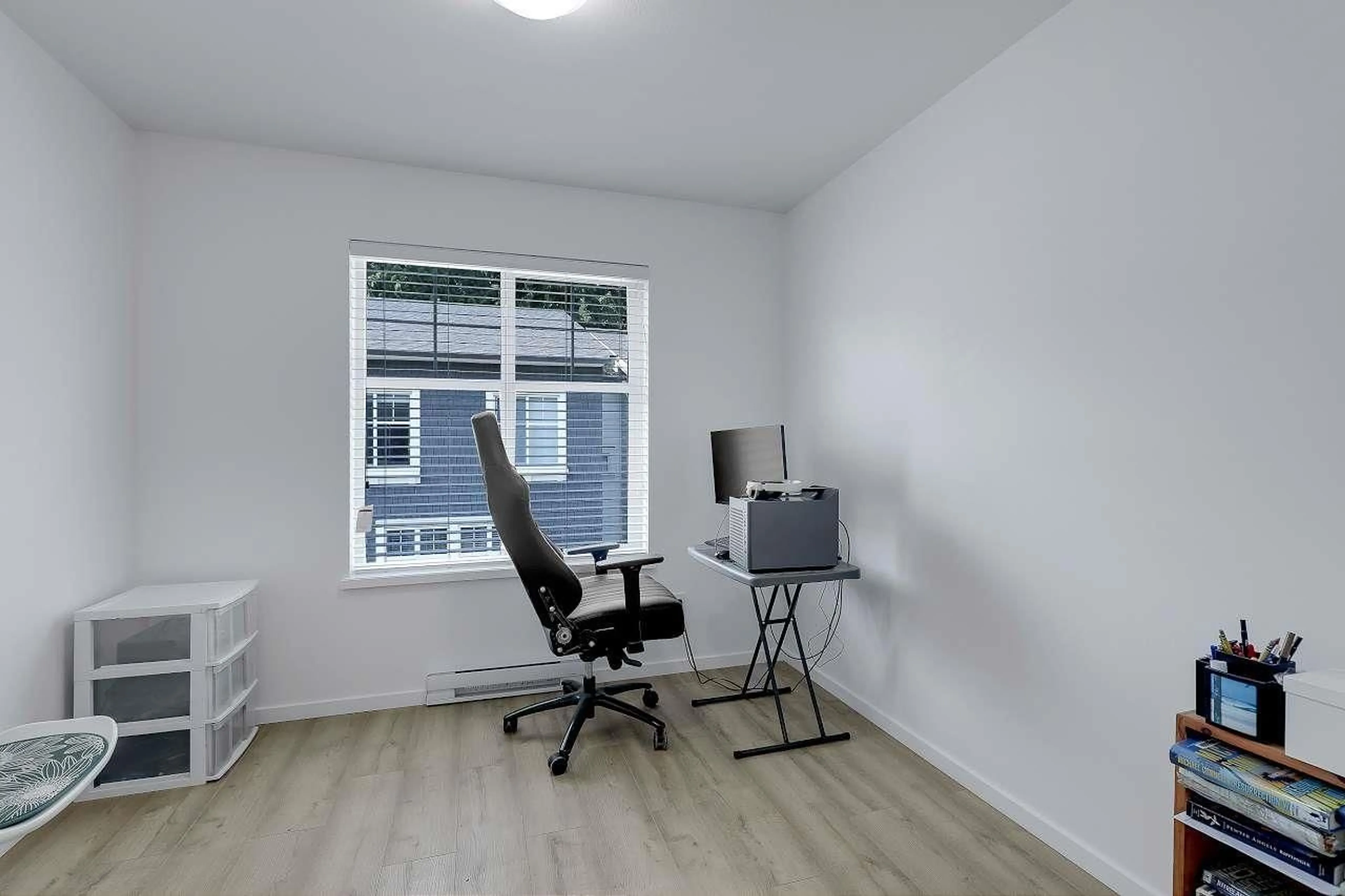 A pic of a room for 8 - 10433 158 STREET, Surrey British Columbia V4N6S3