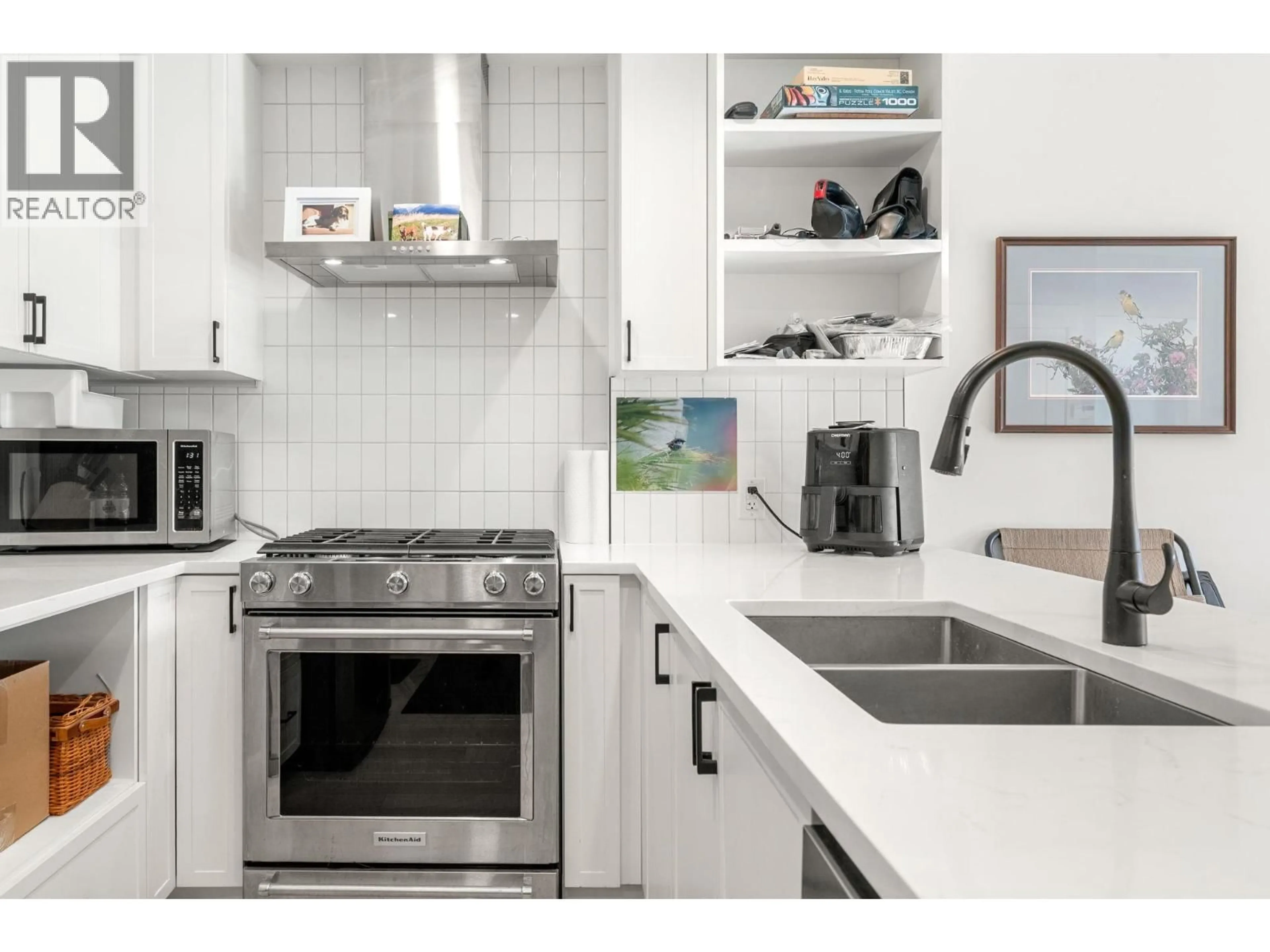 Contemporary kitchen, ceramic/tile floor for 308 - 22226 BROWN AVENUE, Maple Ridge British Columbia V2X4R2