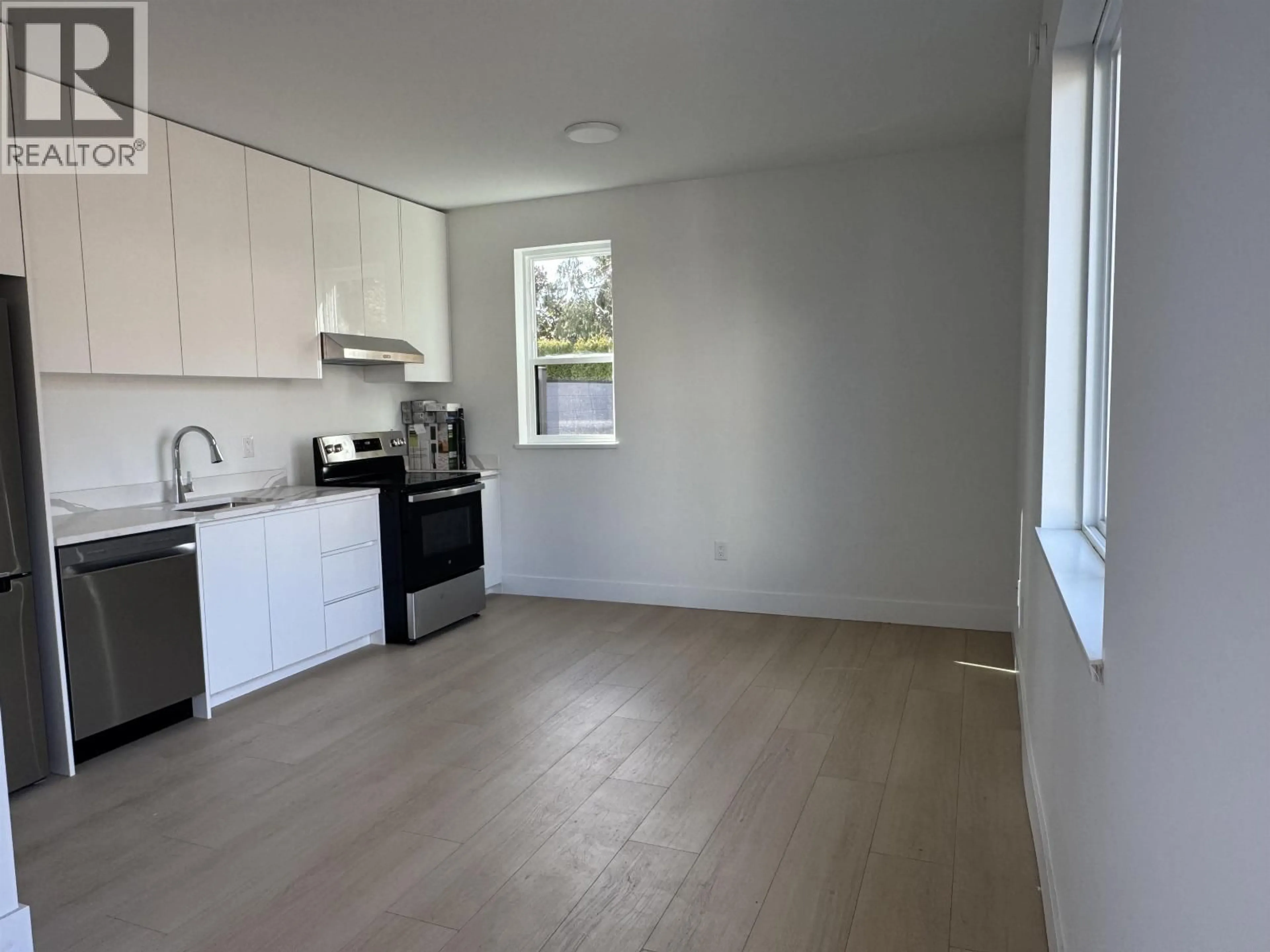 A pic of a room for 967 52 A STREET, Delta British Columbia V4M3A1